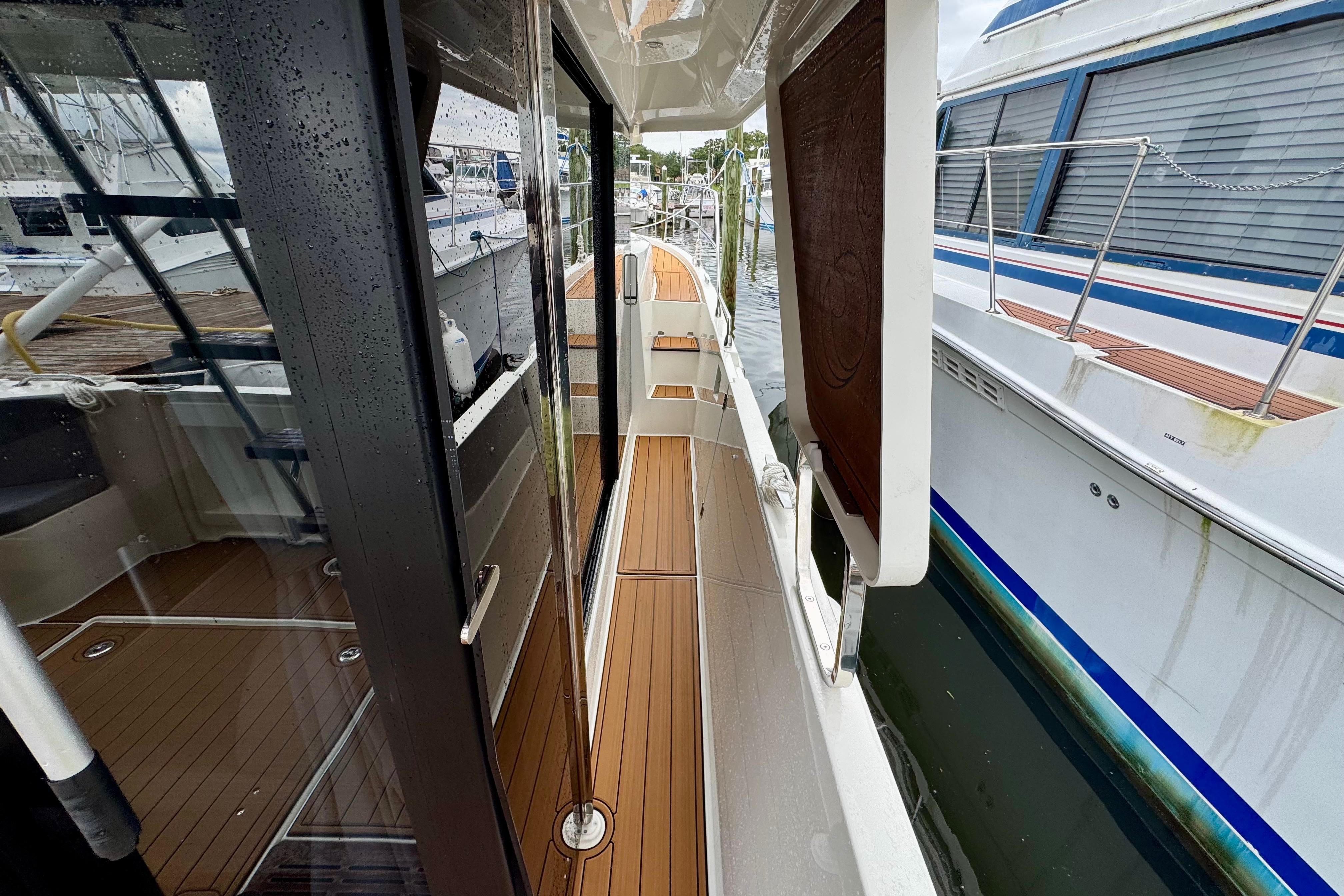 Yacht Photos Pics