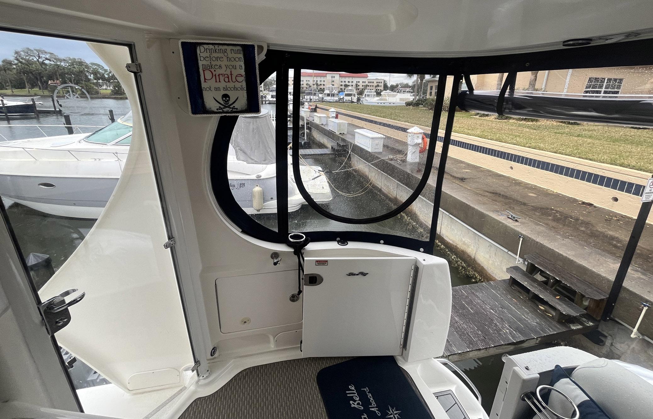 2004-sea-ray-390-motor-yacht-power-9718089-20250317113553426-1_XLARGE
