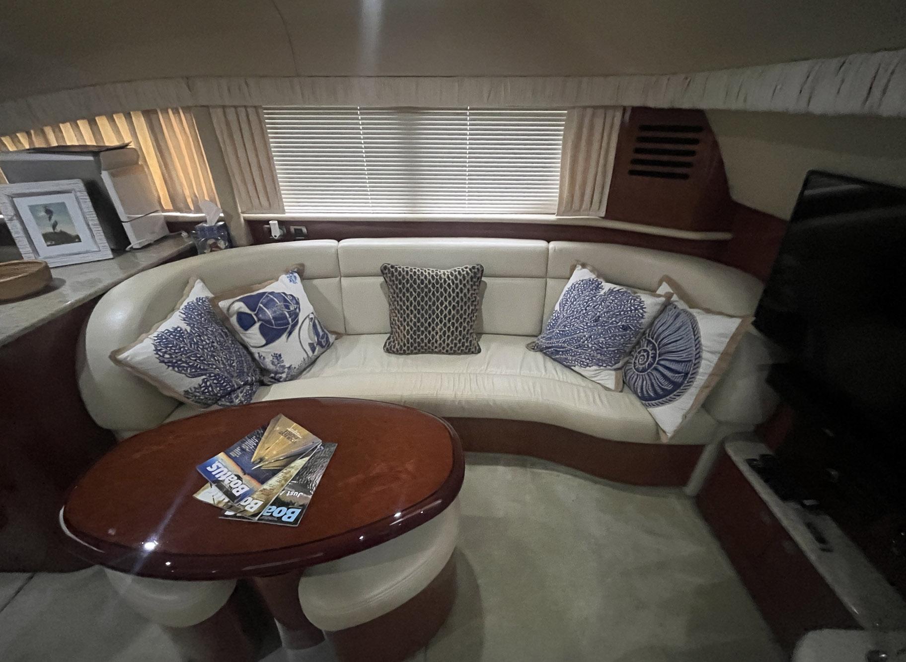 2004-sea-ray-390-motor-yacht-power-9718089-20250317113611645-1_XLARGE