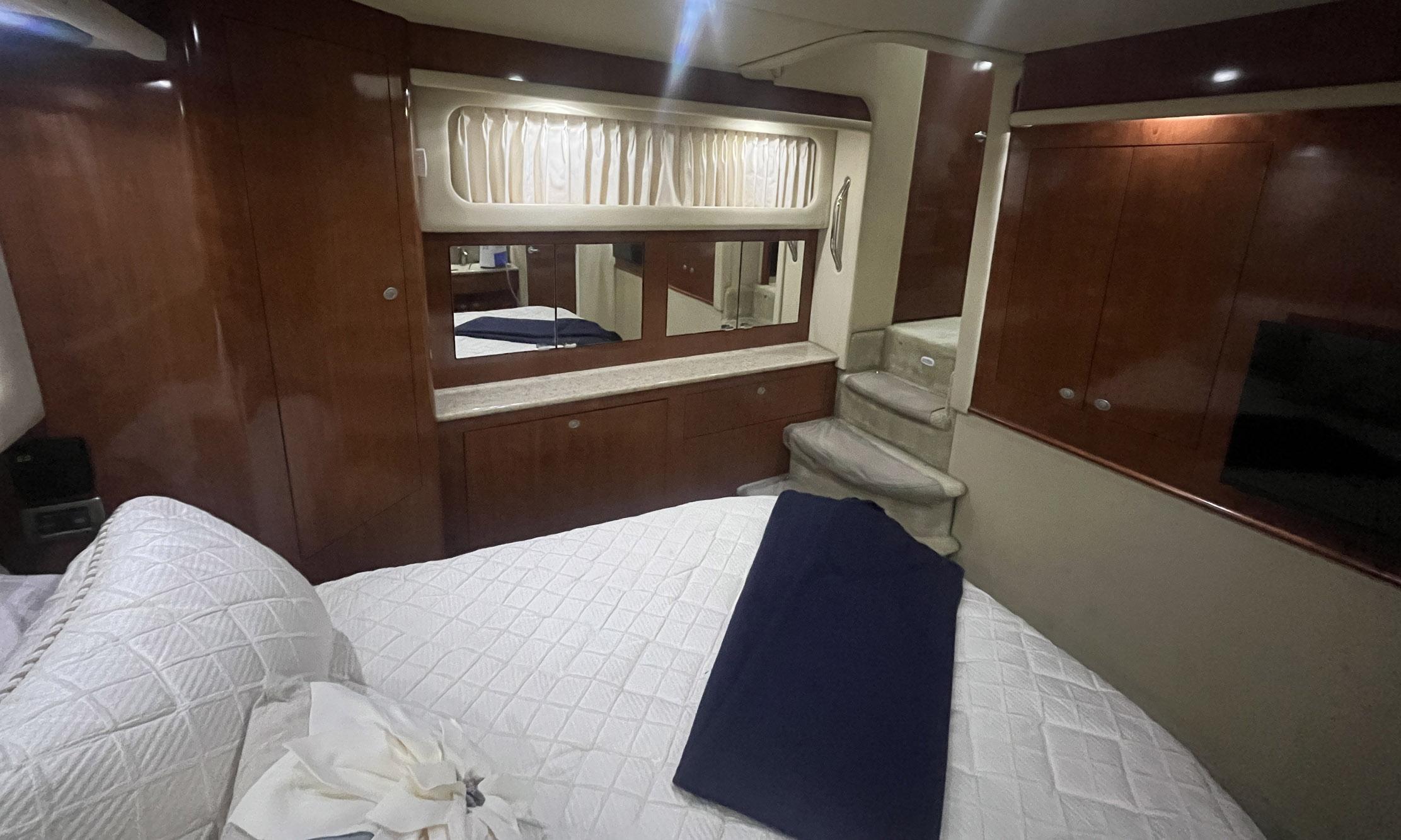 2004-sea-ray-390-motor-yacht-power-9718089-20250317113634156-1_XLARGE