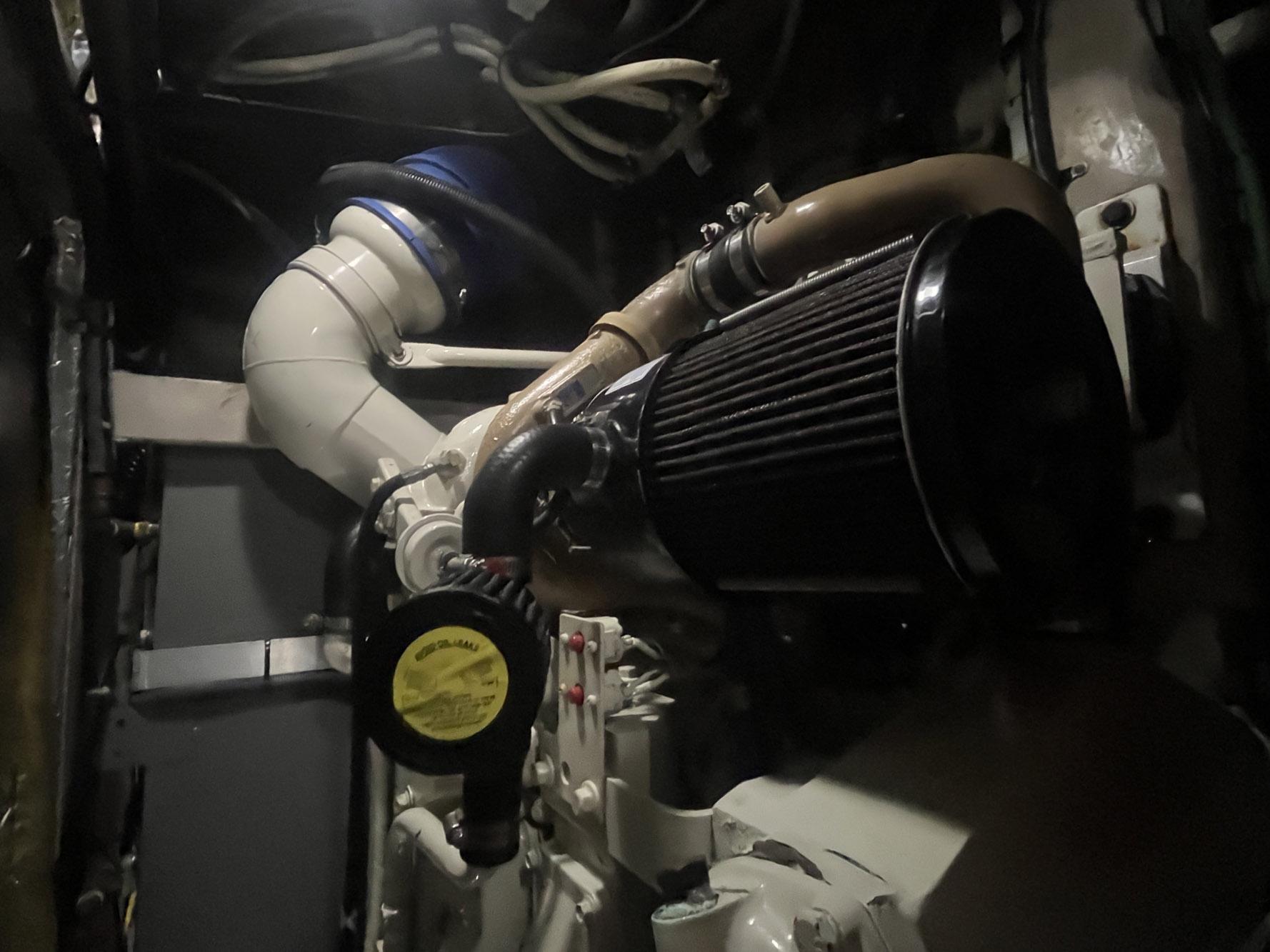2004-sea-ray-390-motor-yacht-power-9718089-20250317113656805-1_XLARGE