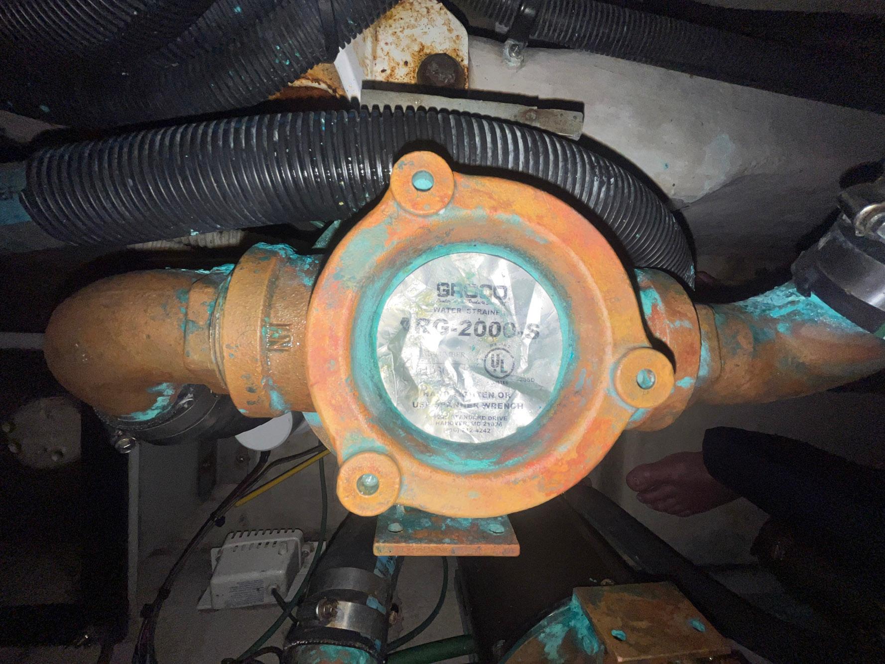 2004-sea-ray-390-motor-yacht-power-9718089-20250317113704014-1_XLARGE