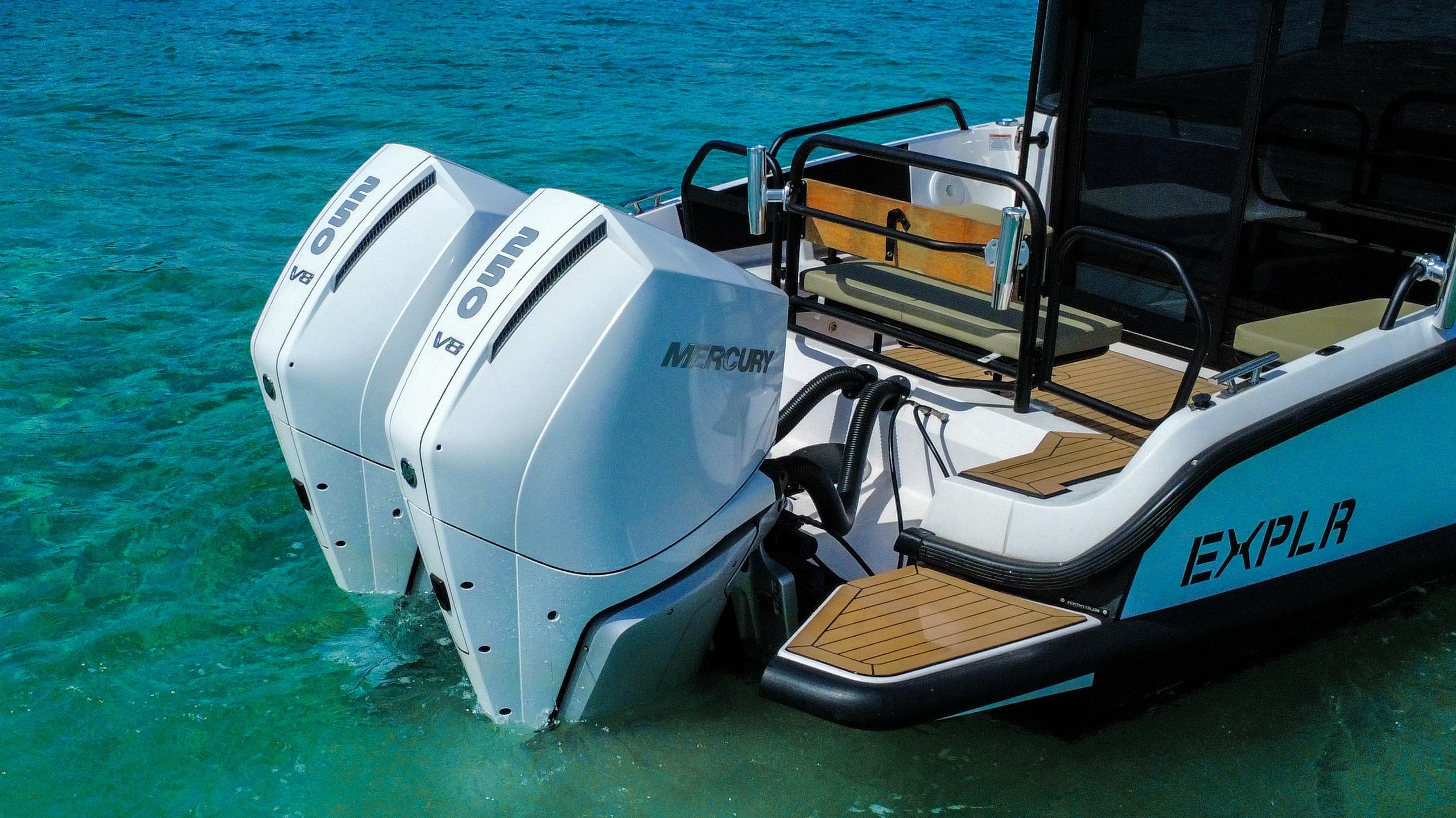 XO Boats-XO Boats EXPLR 10S Plus 2024 -FL-US-2024 XO Boats EXPLR 10S Plus with dual Mercury V8 engines in clear blue water.-9818089 | Thumbnail