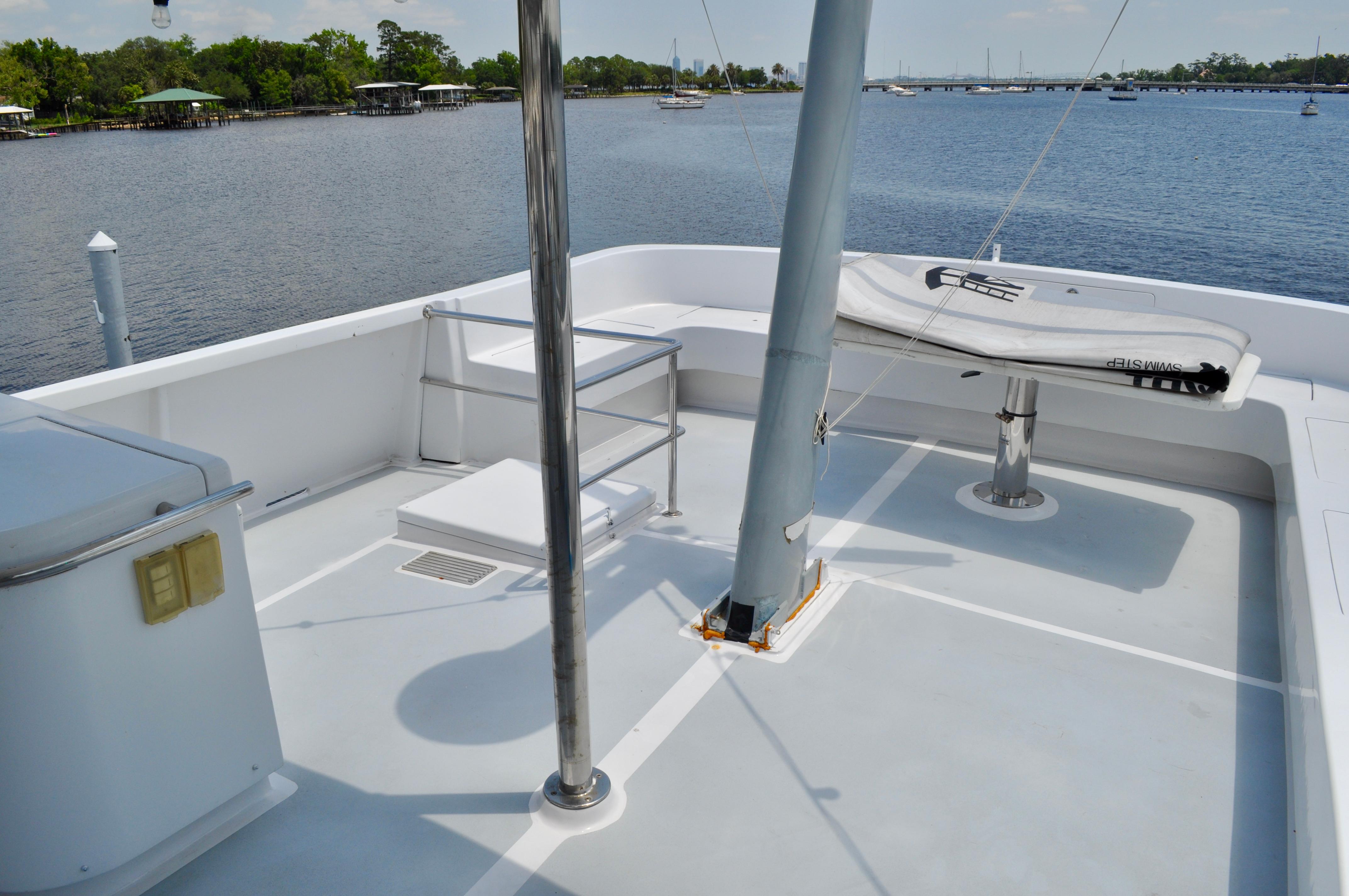 Custom-Superior Motor Yacht 64 1971 -FL-US-9818091 | Thumbnail