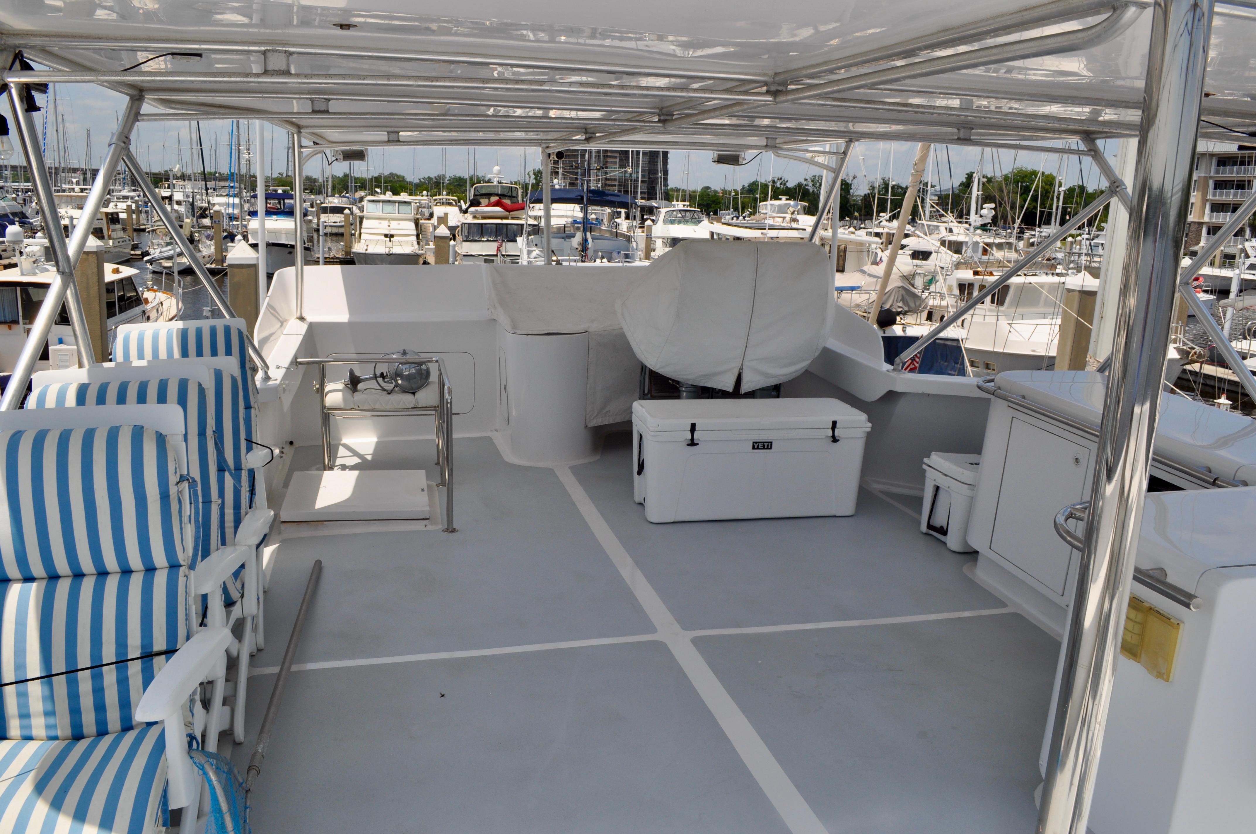 Custom-Superior Motor Yacht 64 1971 -FL-US-9818091 | Thumbnail
