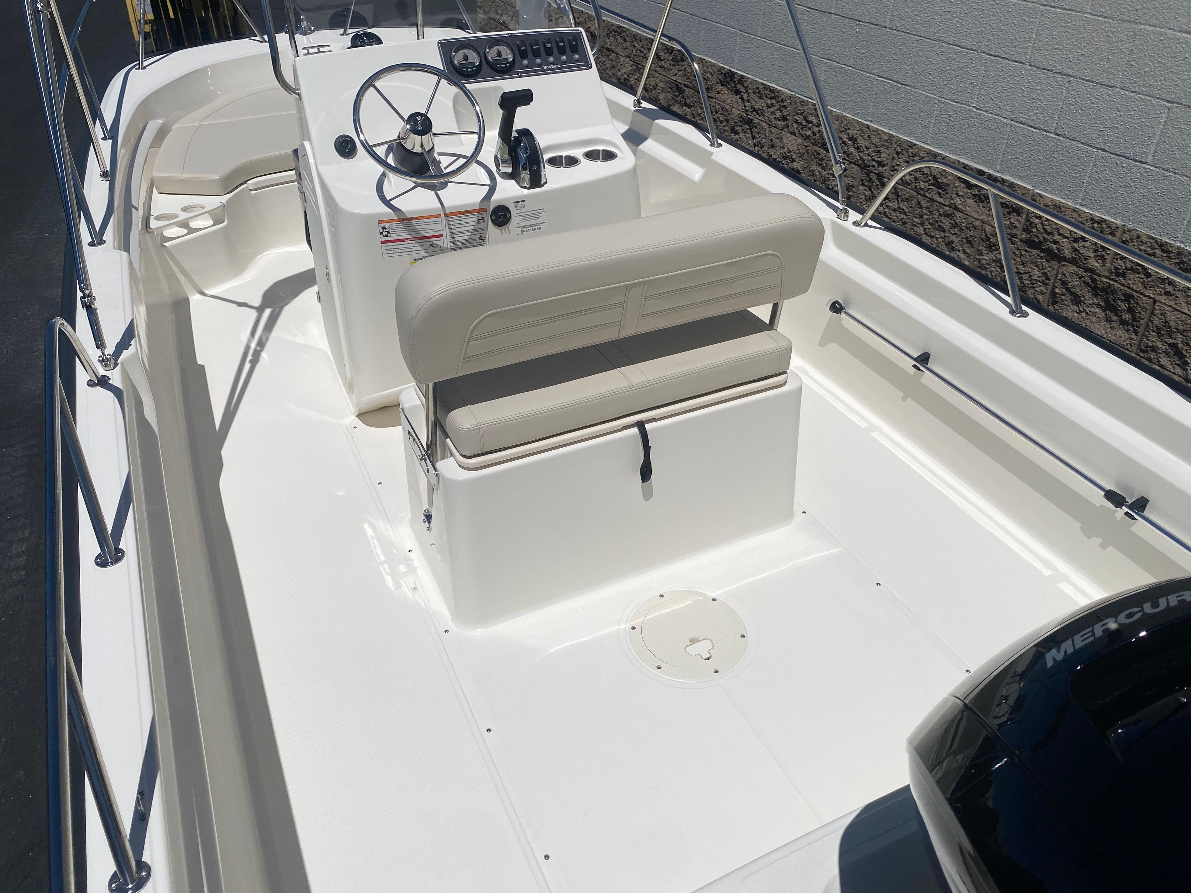2024 Boston Whaler 190 Montauk #BW1182A inventory image at Sun Country Marine Group, Irvine 2024 Boston Whaler 190 Montauk #BW1182A inventory image at Sun Country Marine Group, Irvine