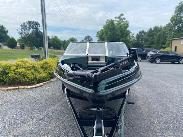 1999 Triton boat for sale, model of the boat is SF18 & Image # 3 of 10