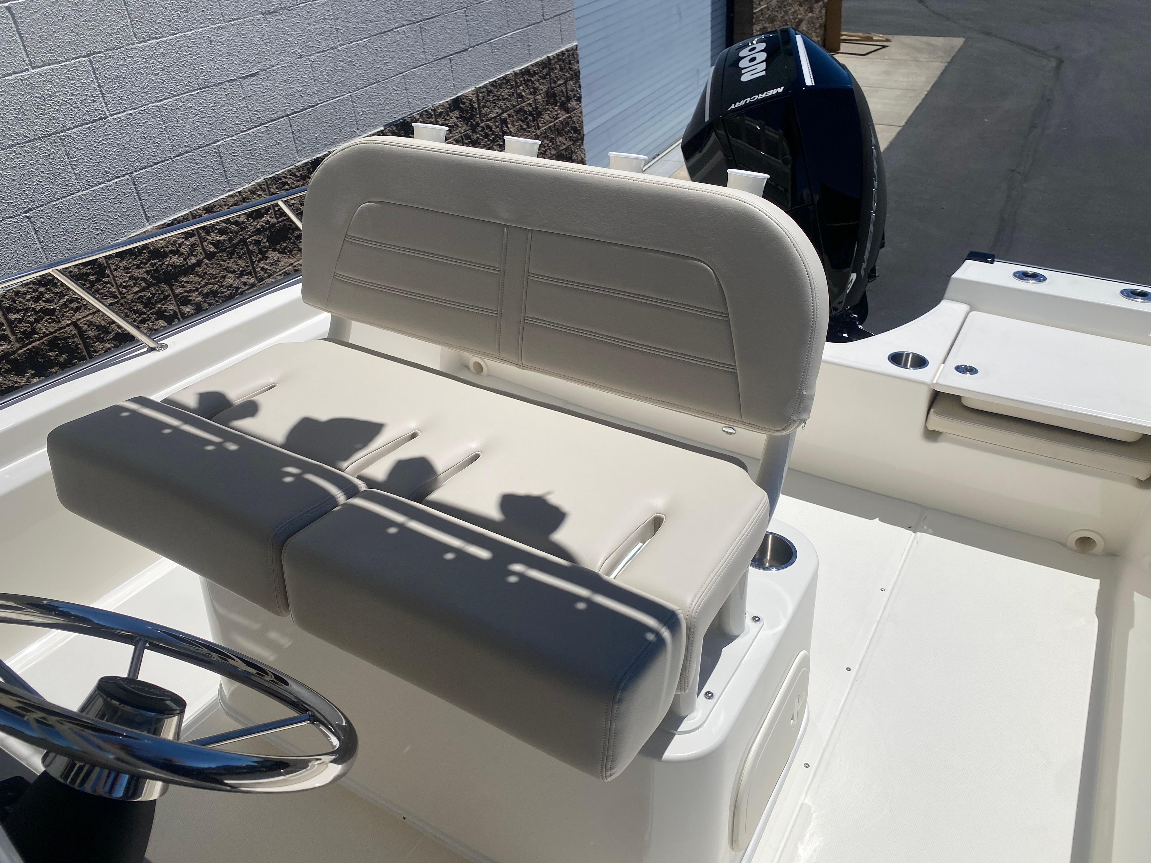 2024 Boston Whaler 210 Montauk #BW1179A inventory image at Sun Country Marine Group, San Jose-Campbell 2024 Boston Whaler 210 Montauk #BW1179A inventory image at Sun Country Marine Group, San Jose-Campbell