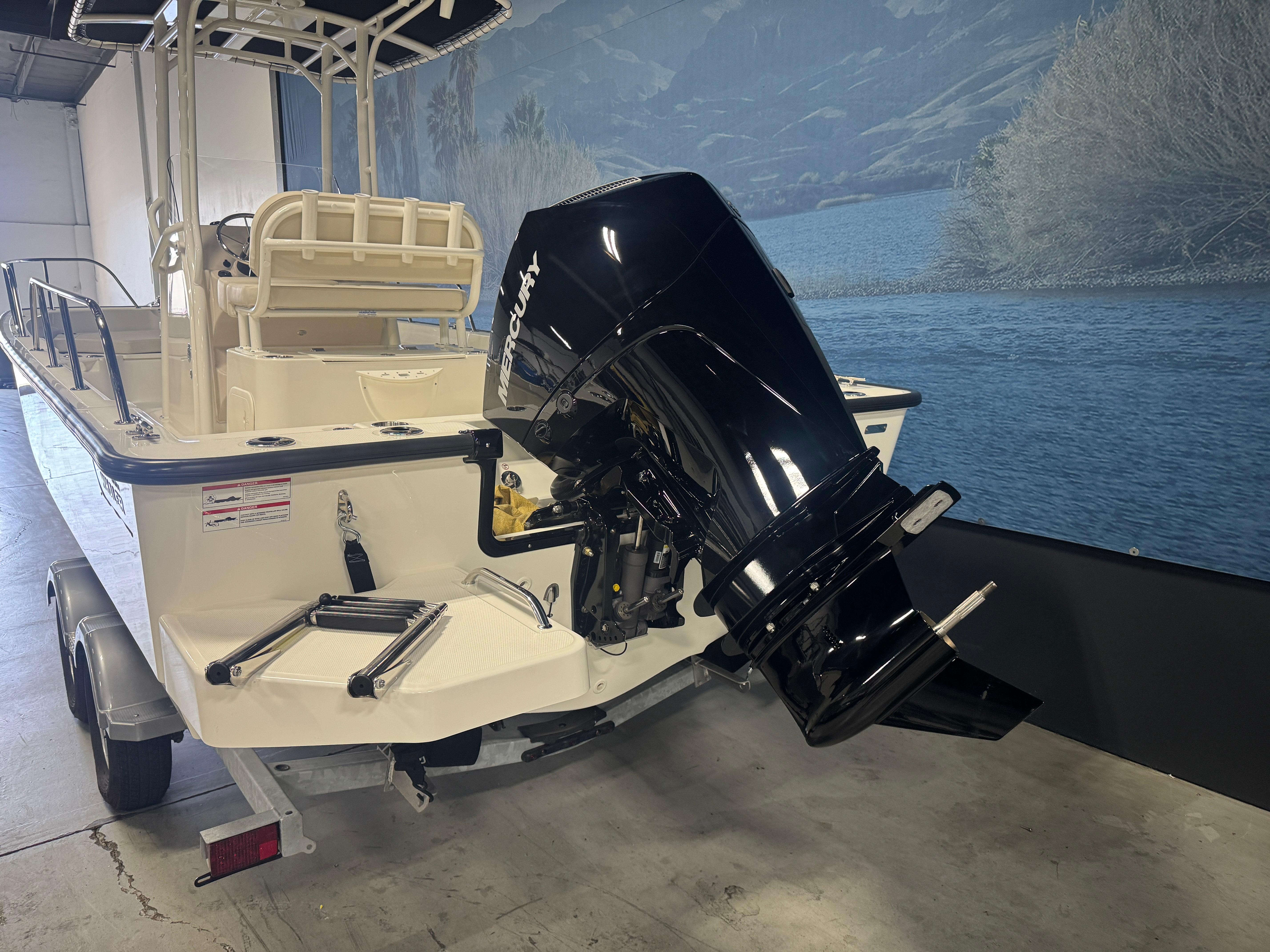 2024 Boston Whaler 210 Montauk #BW1179A inventory image at Sun Country Marine Group, Newport Beach 2024 Boston Whaler 210 Montauk #BW1179A inventory image at Sun Country Marine Group, Newport Beach