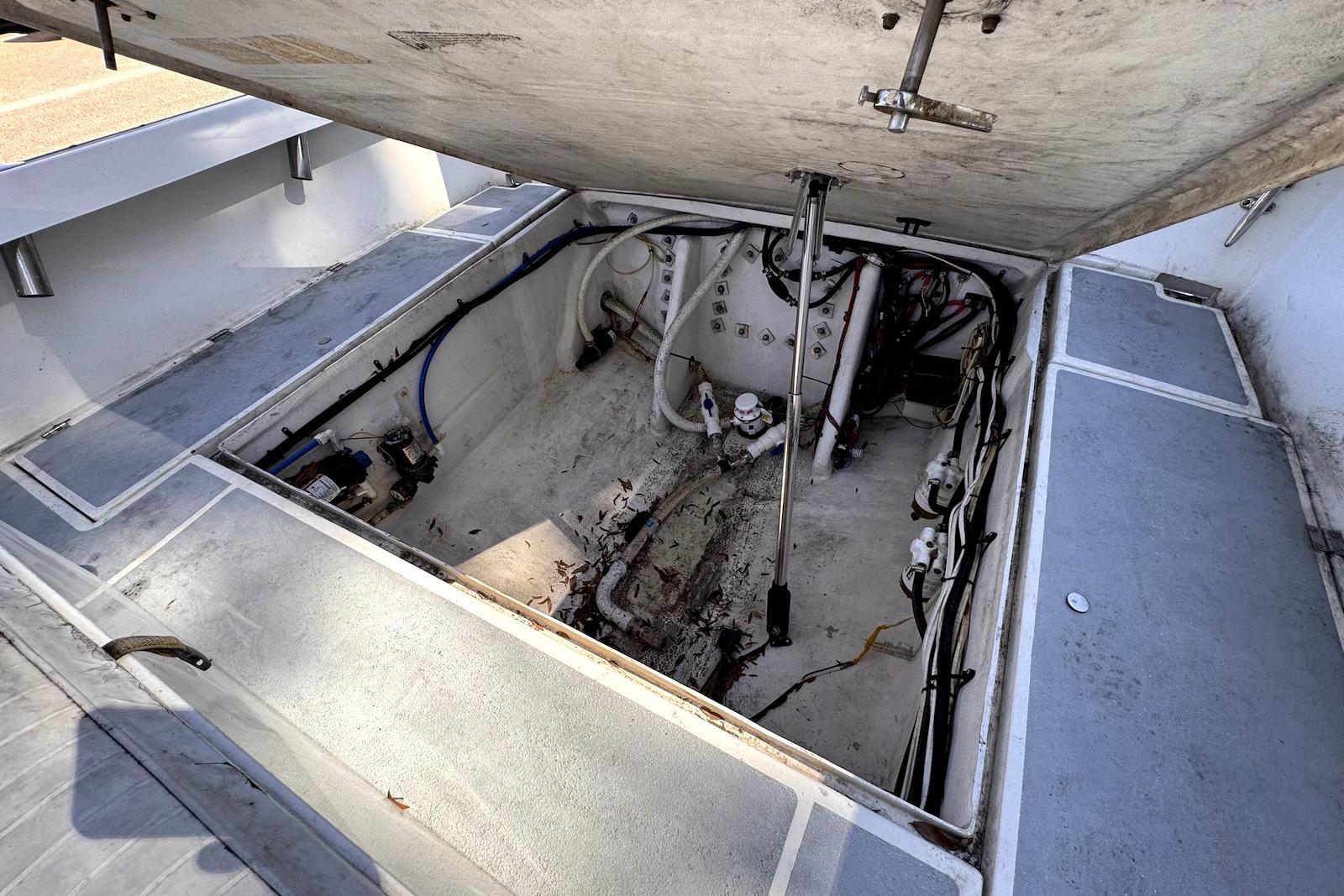 M 6970 KB Knot 10 Yacht Sales M 6970 KB Knot 10 Yacht Sales