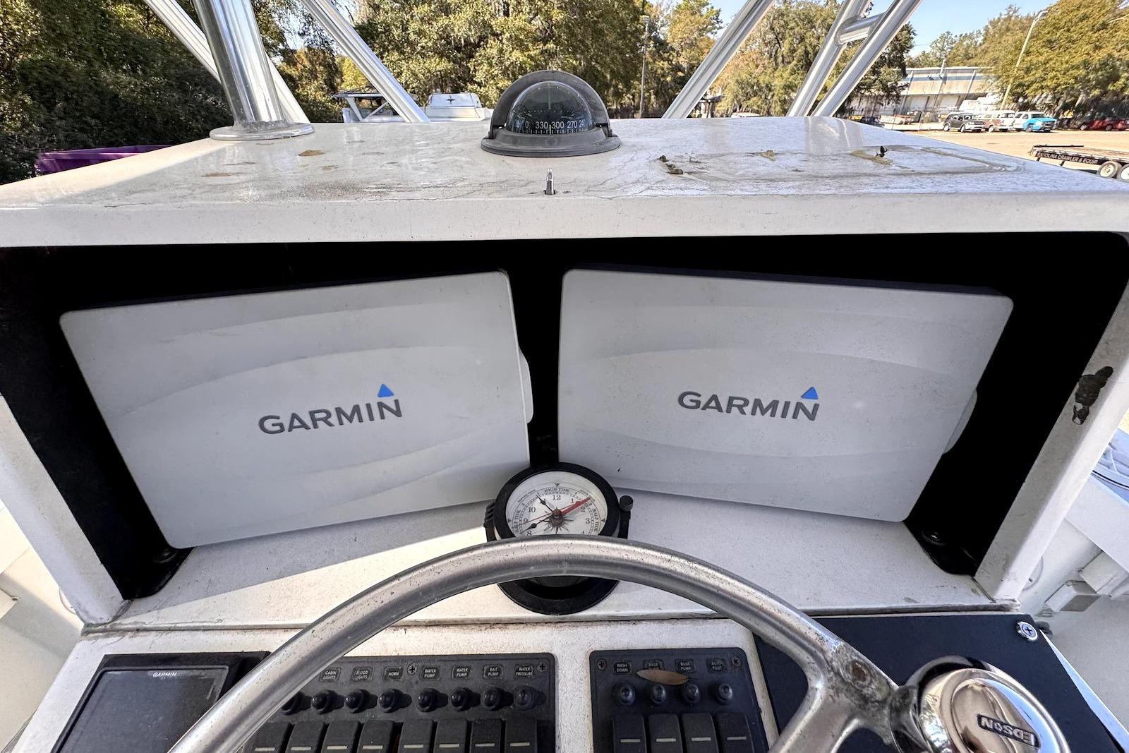 M 6970 KB Knot 10 Yacht Sales M 6970 KB Knot 10 Yacht Sales