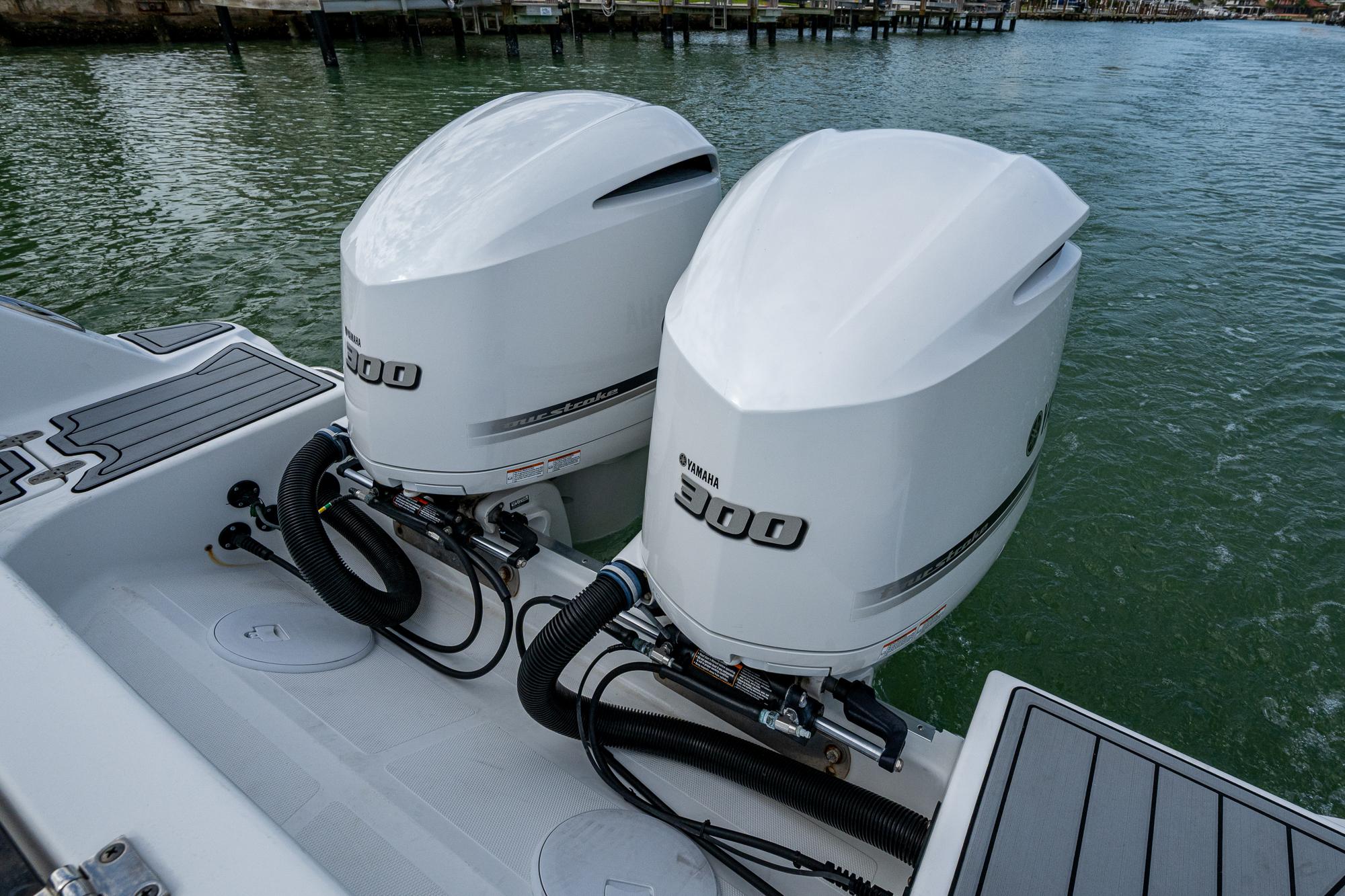 2020-wellcraft-302-fisherman-power-9738098-20250402073837305-1_XLARGE