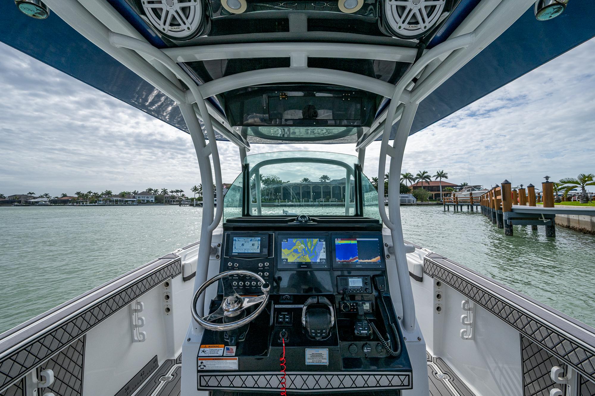 2020-wellcraft-302-fisherman-power-9738098-20250402074014776-1_XLARGE