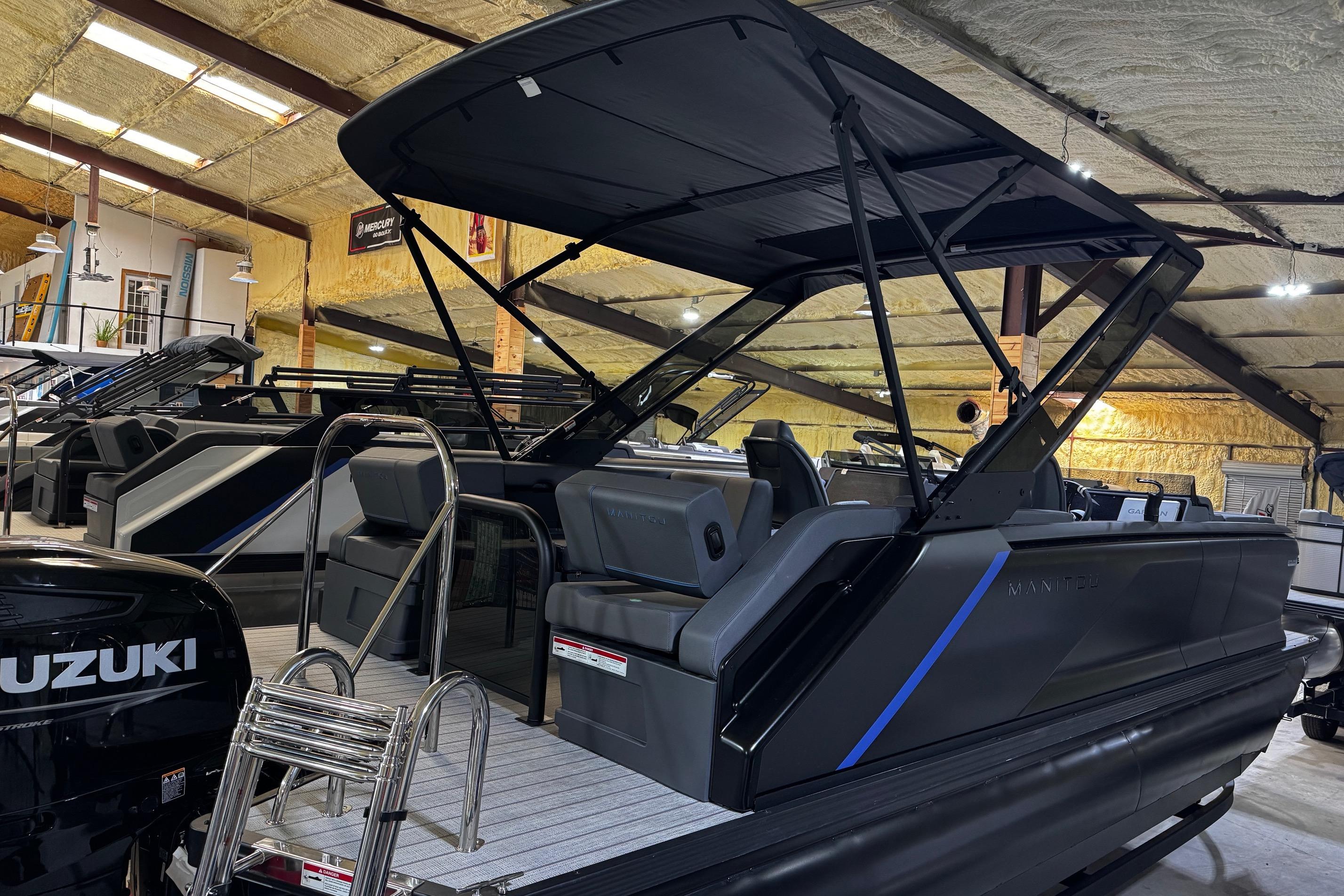 2025 Manitou Explore-3