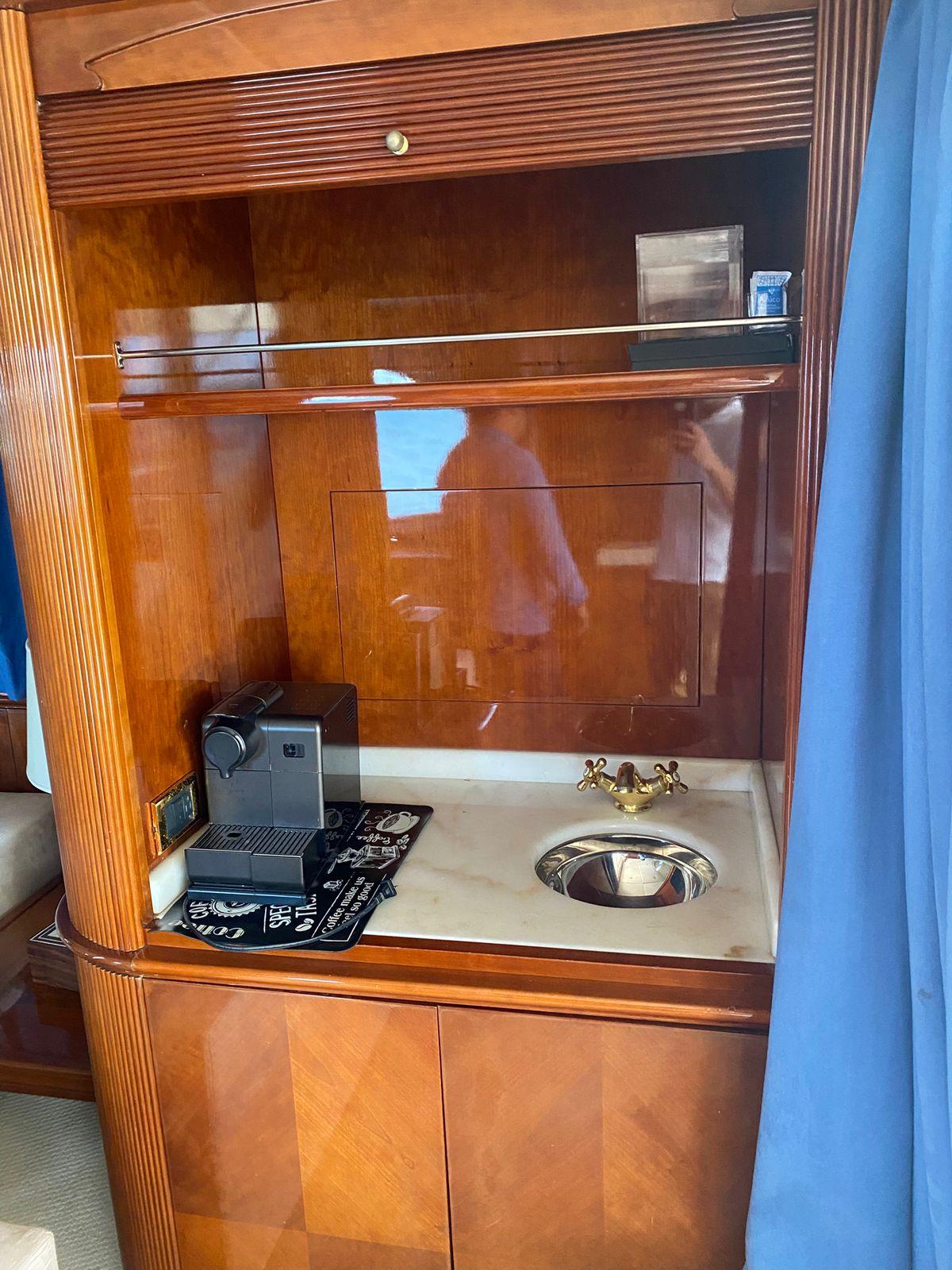 Azimut-90/100 Jumbo Motoryacht 1998 -MX-9658101 | Thumbnail