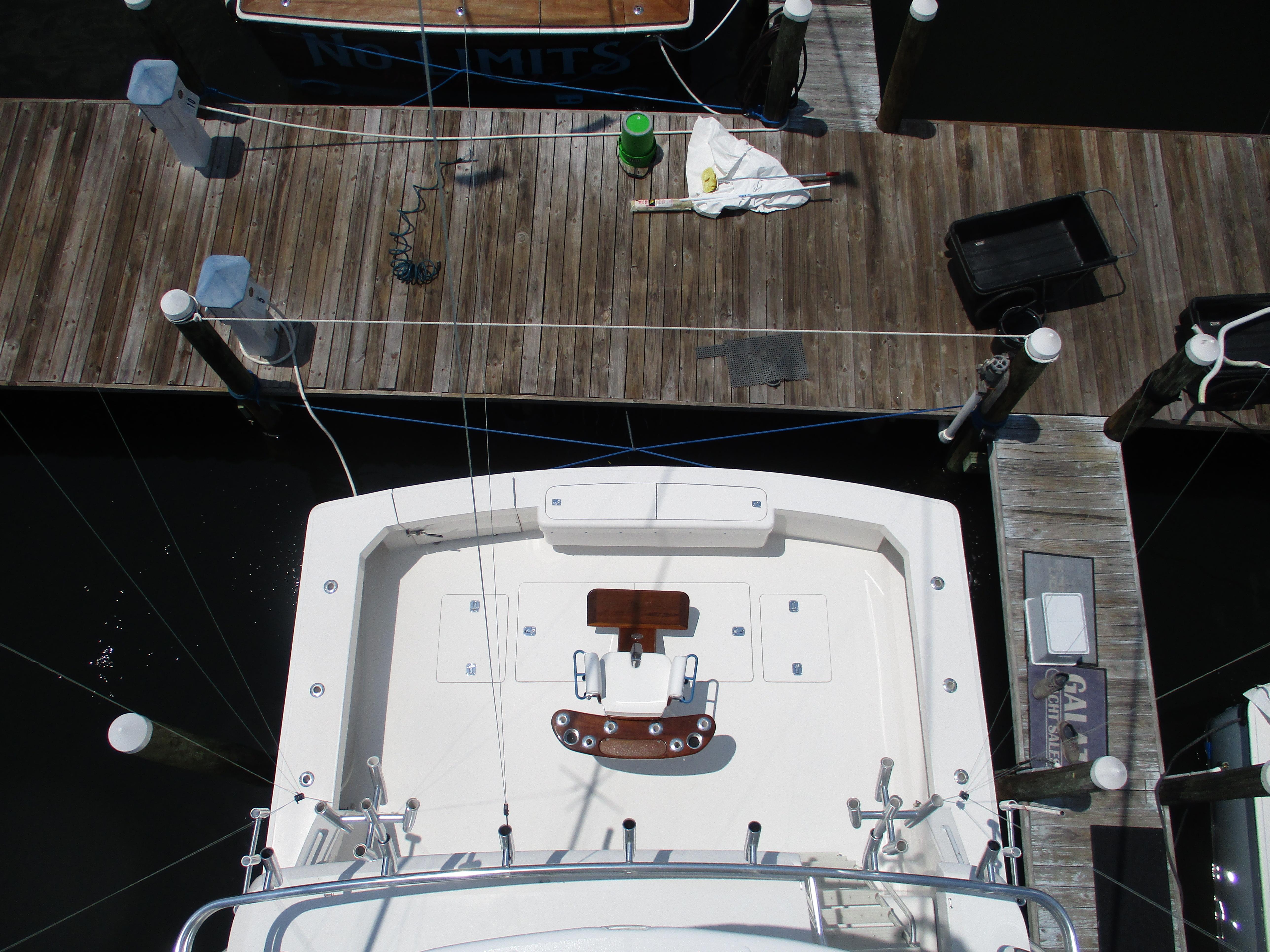 Bertram-60 Convertible 2000-Slick Nickel AL-US-9478101 | Thumbnail
