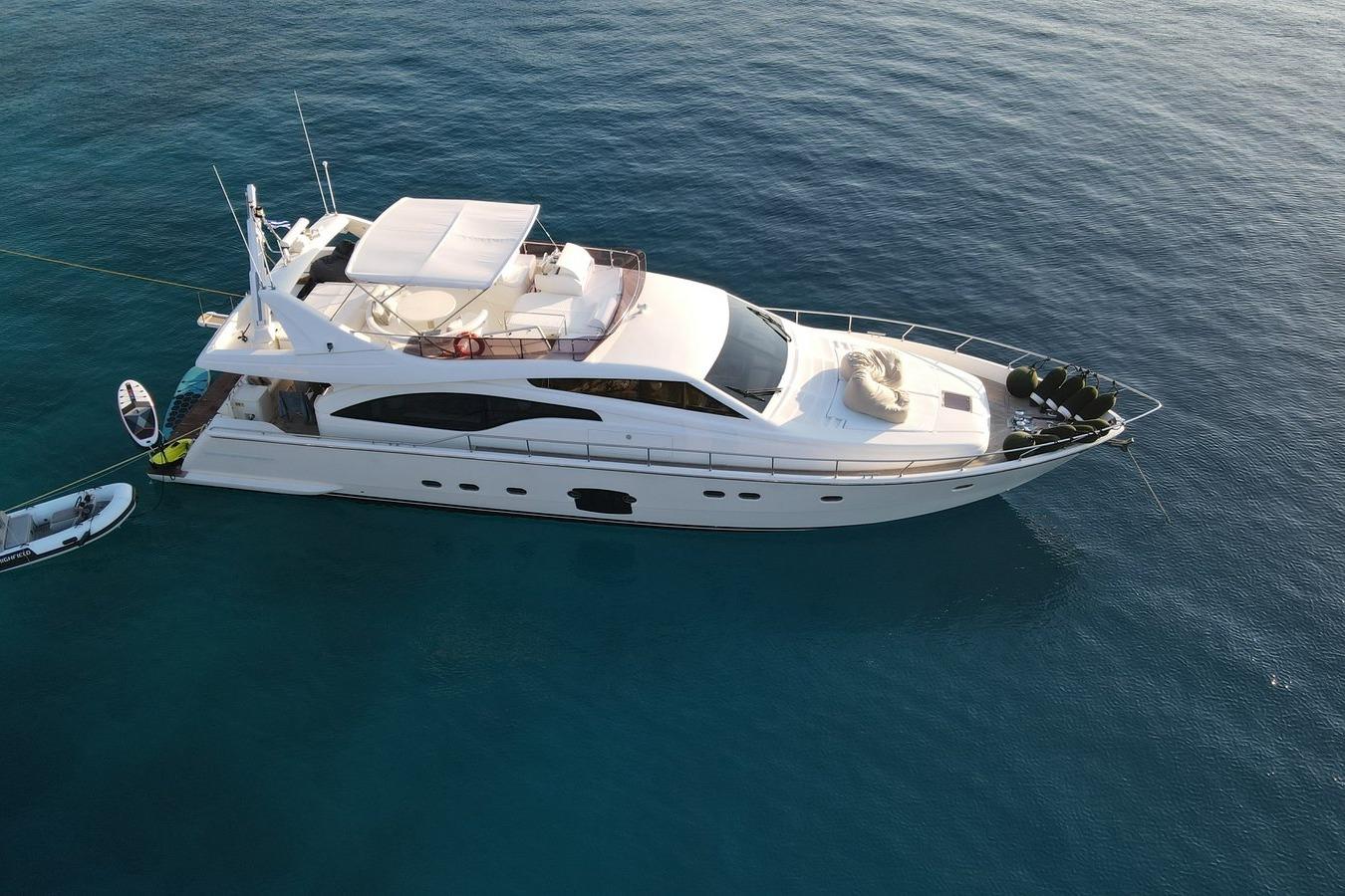 2008 Ferretti Yachts 69 