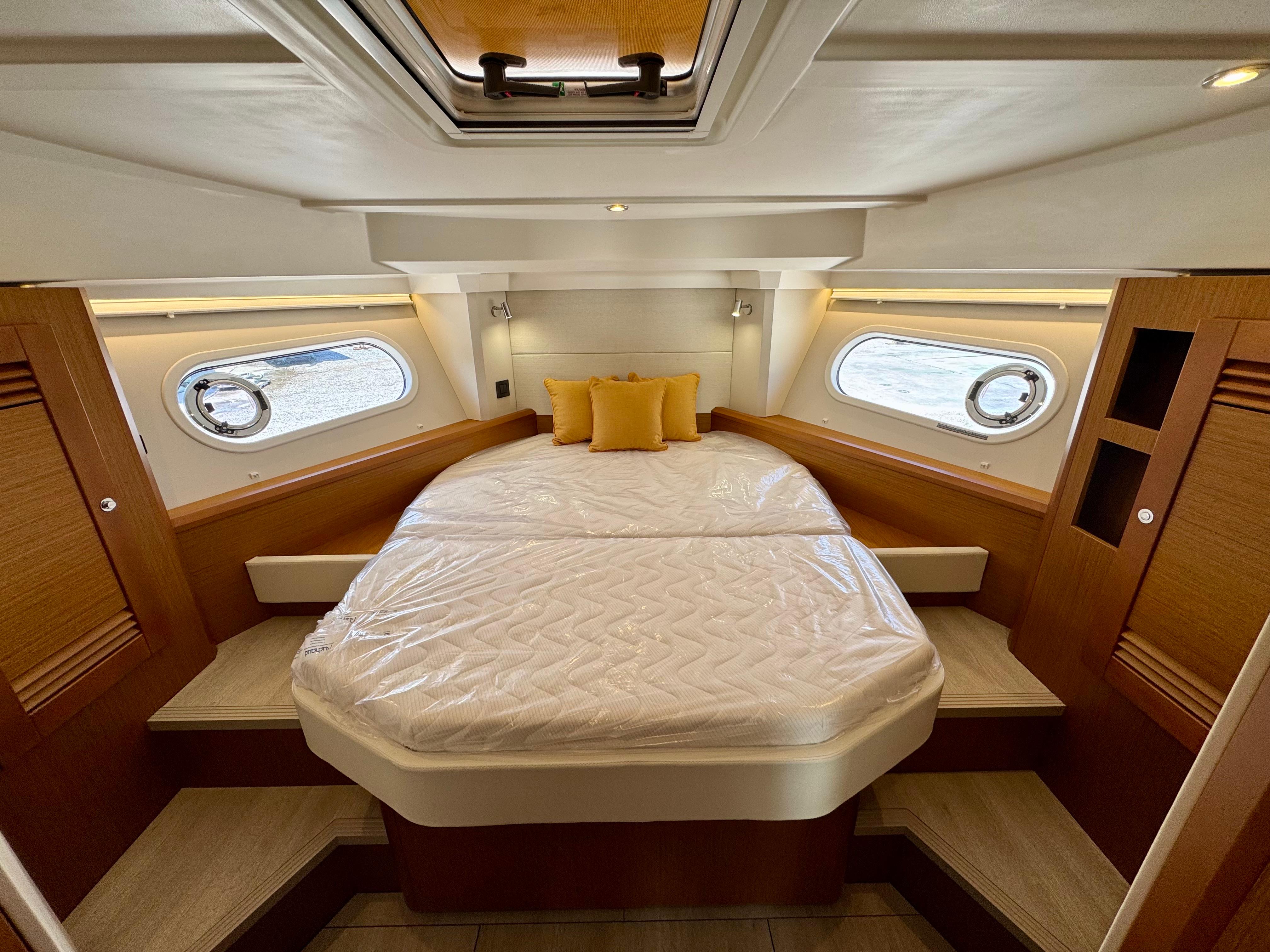Yacht Photos Pics