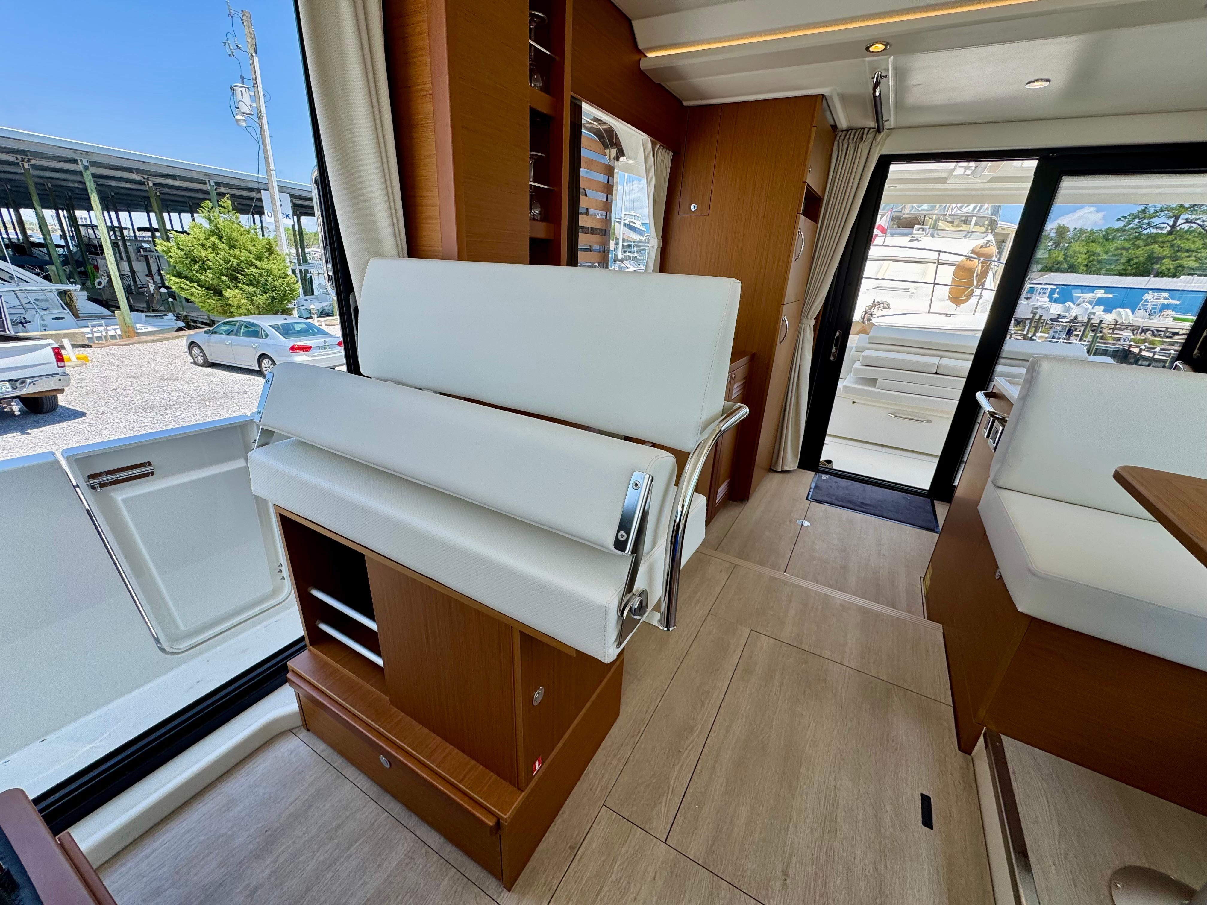Yacht Photos Pics