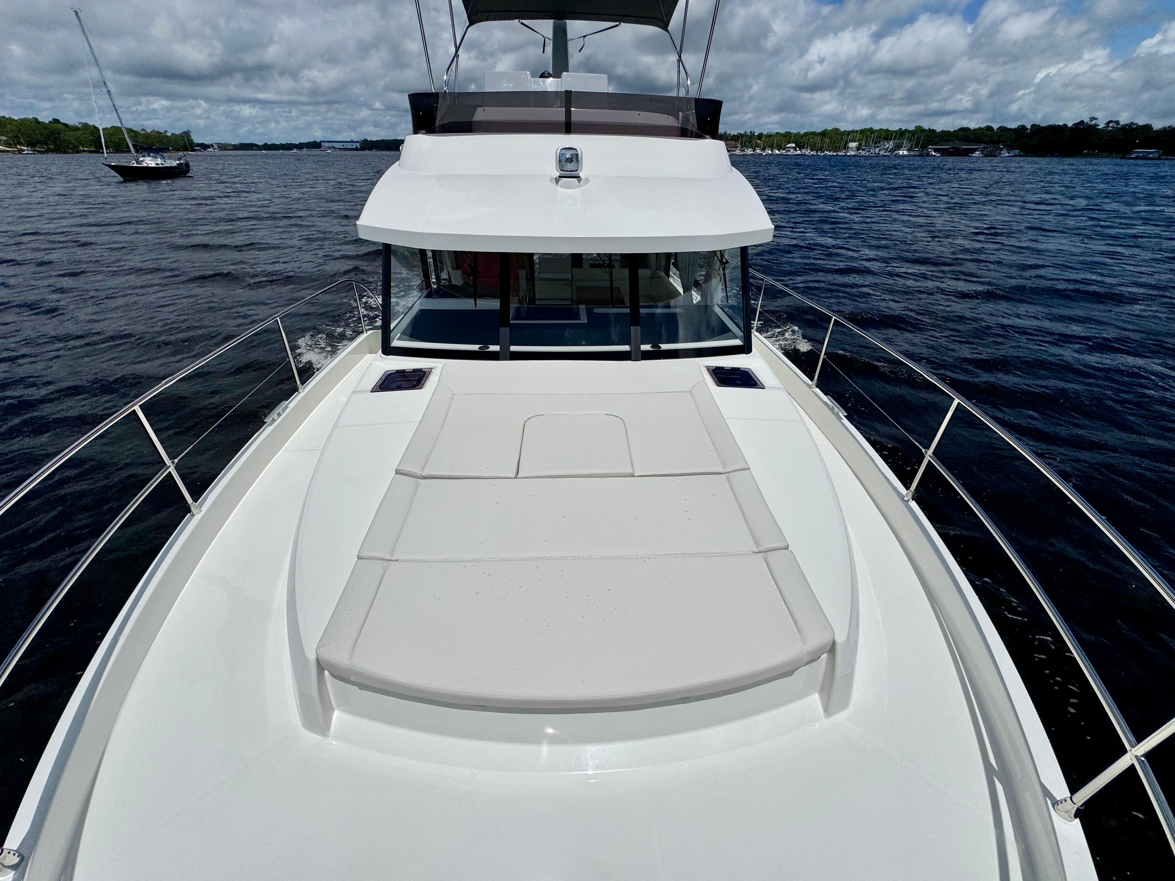 Yacht Photos Pics