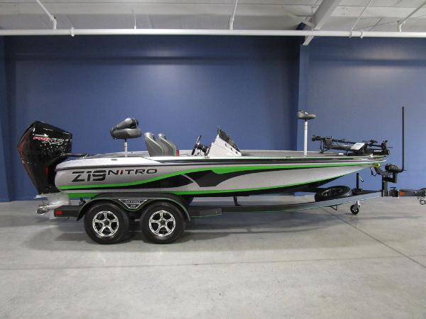 2022 Nitro boat for sale, model of the boat is Z19 Pro & Image # 1 of 53