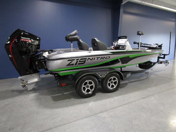 2022 Nitro boat for sale, model of the boat is Z19 Pro & Image # 4 of 53