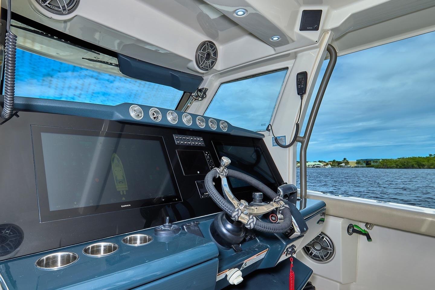 Boat image 8