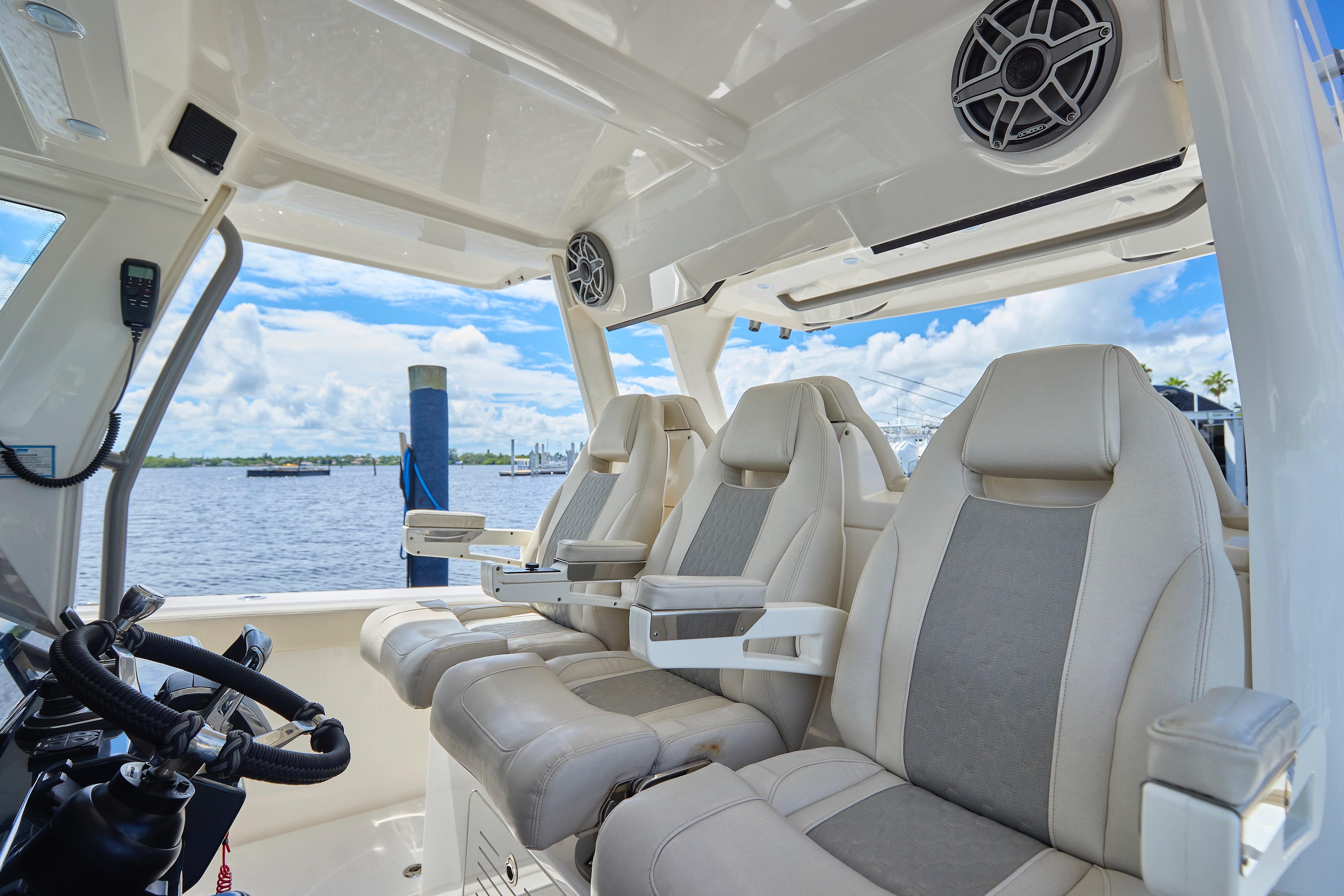 Boat image 21