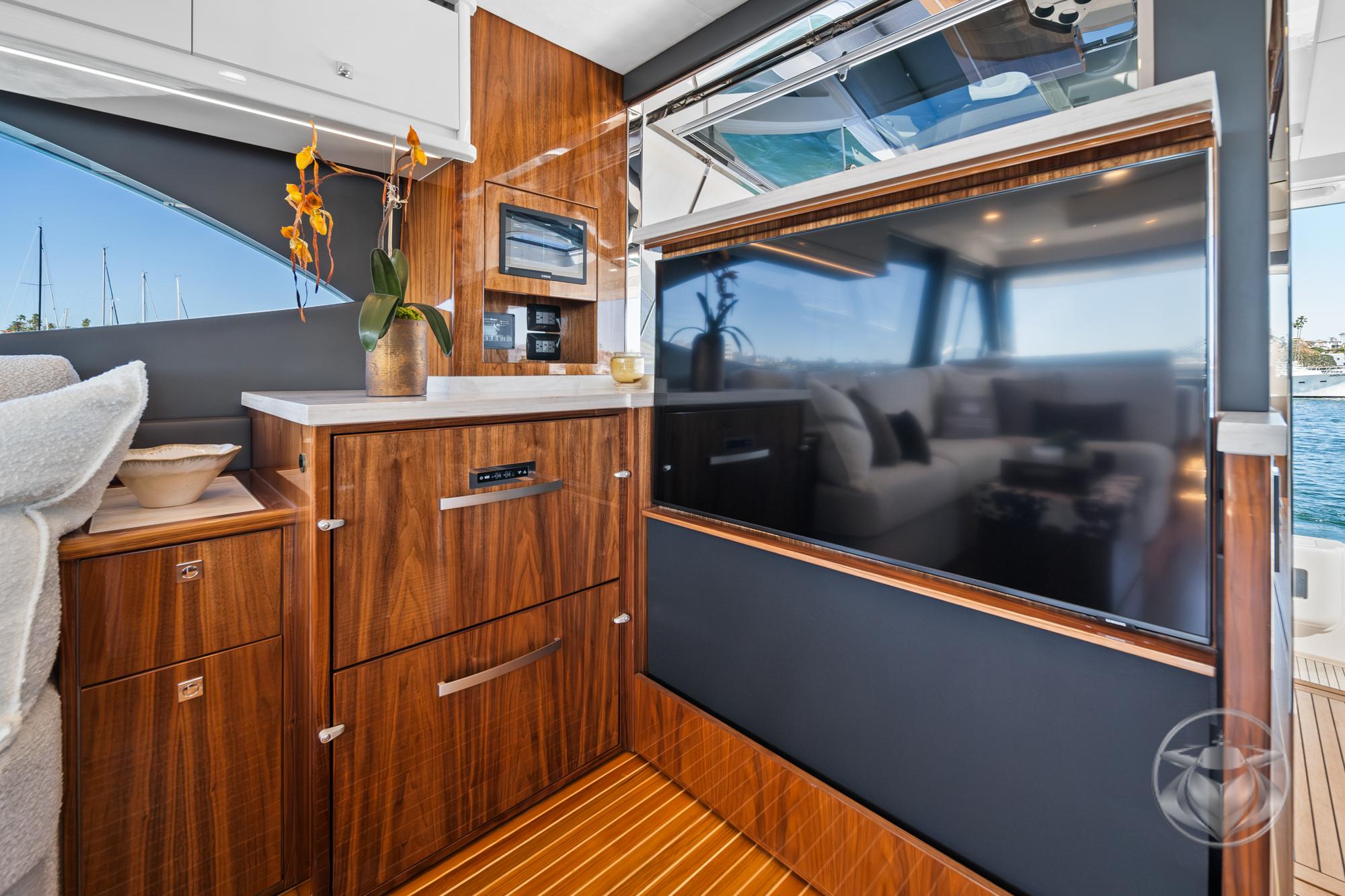 2025 Riviera 585 SUV #R132-25 inventory image at Sun Country Marine Group, San Diego Harbor Island 2025 Riviera 585 SUV #R132-25 inventory image at Sun Country Marine Group, San Diego Harbor Island