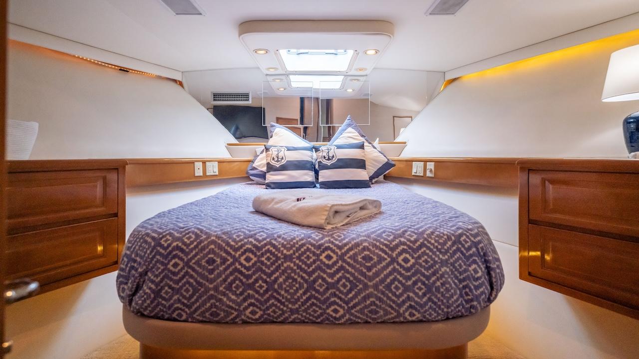 1998-hatteras-74-sport-deck-motor-yacht-power-9718113-20250317123522362-1_XLARGE
