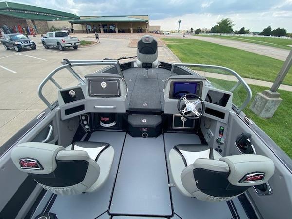 2021 Ranger Boats boat for sale, model of the boat is 622FS Pro & Image # 7 of 87