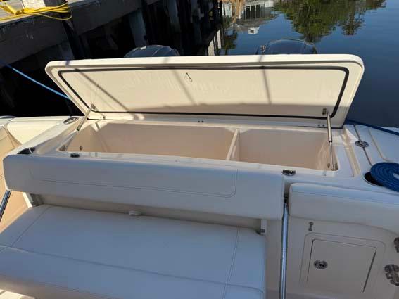 Grady-White-Canyon 336 2022-33 2022 Grady-White FL-US-9688126 | Thumbnail