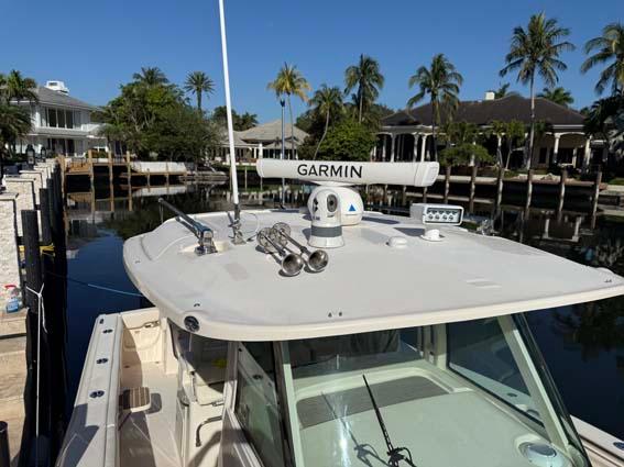 Grady-White-Canyon 336 2022-33 2022 Grady-White FL-US-9688126 | Thumbnail
