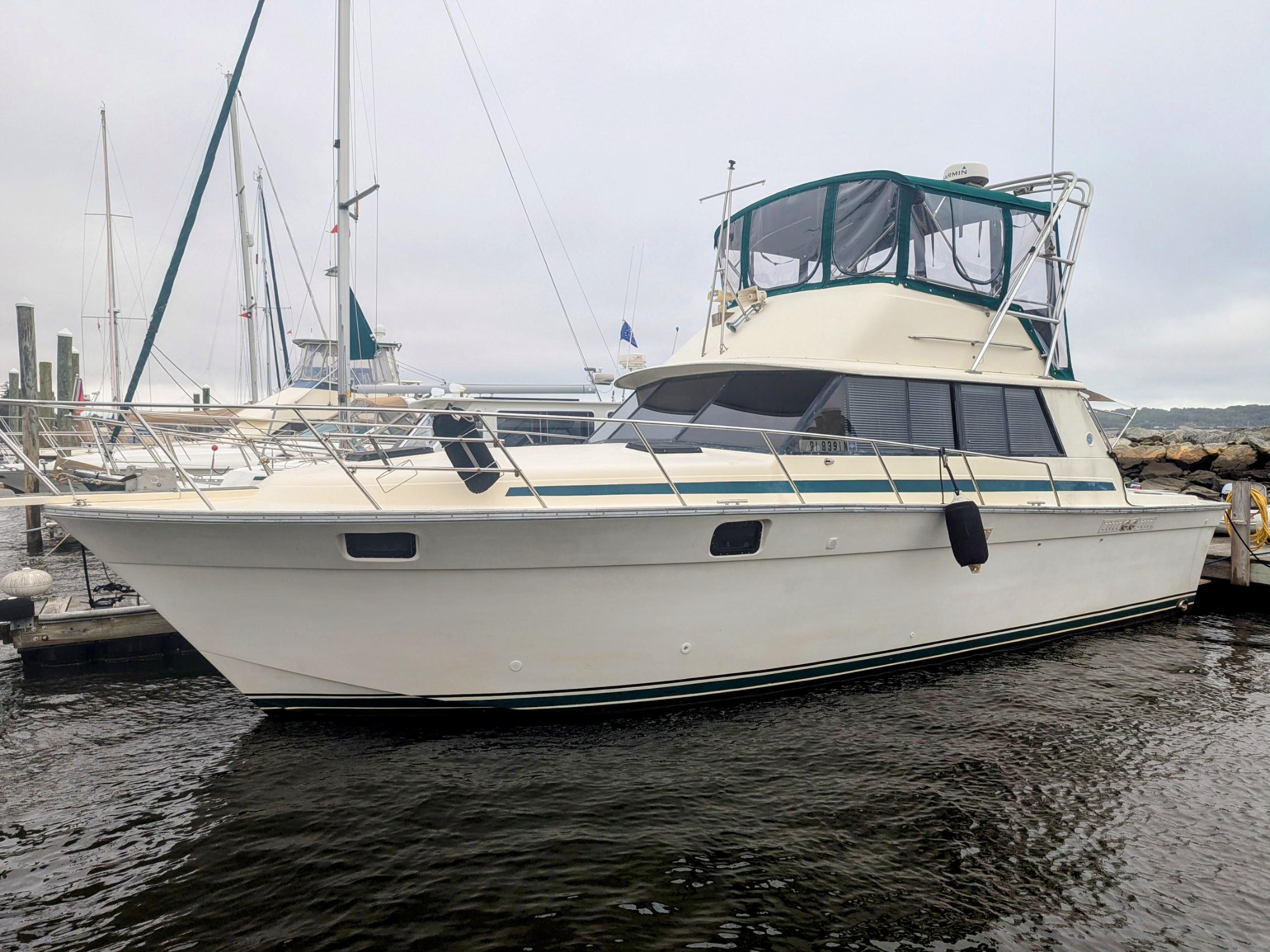 1981 Silverton 37 Convertible-7