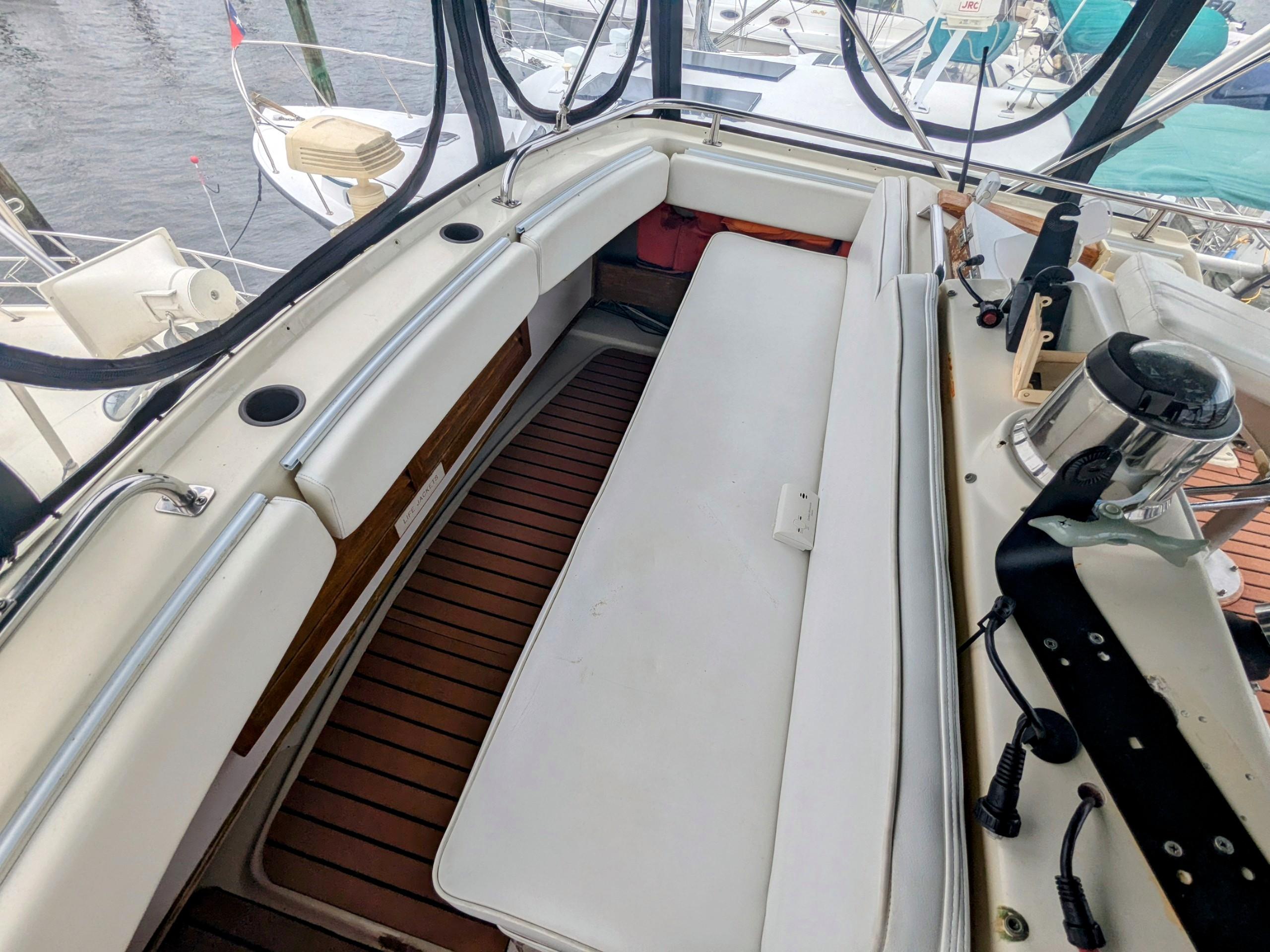 1981 Silverton 37 Convertible-14