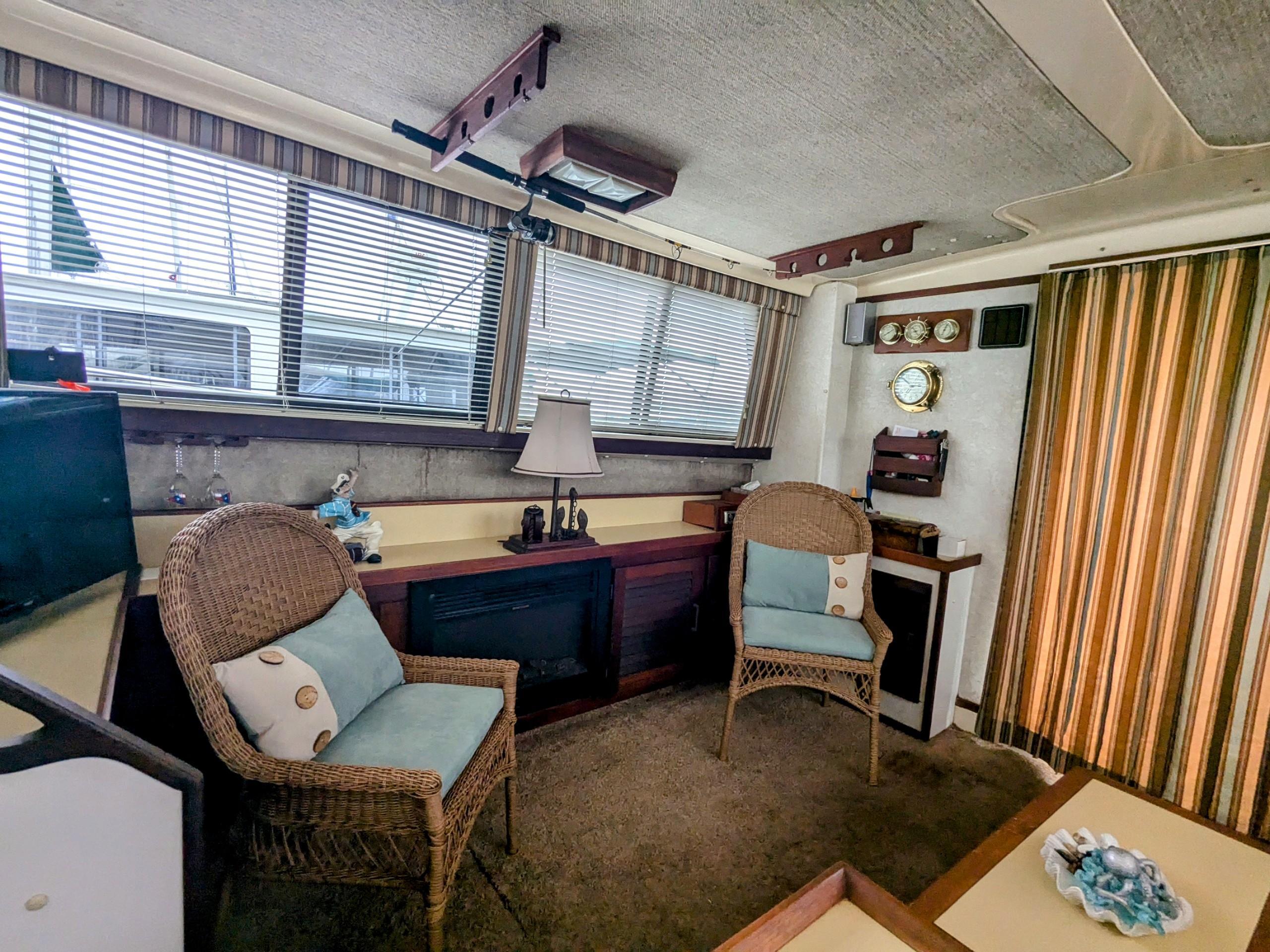1981 Silverton 37 Convertible-21