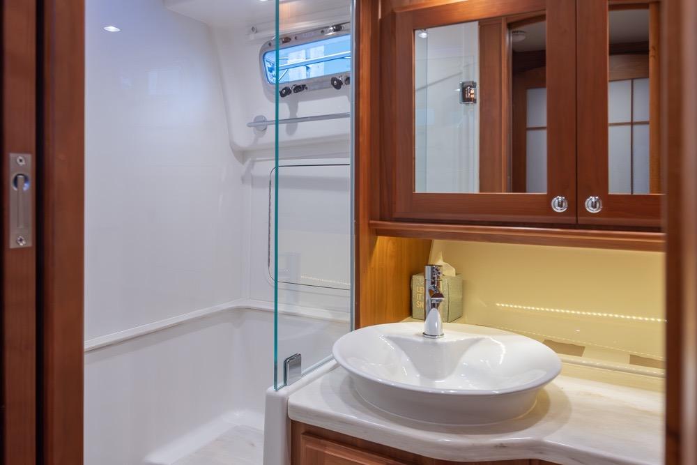 2020 Sabre 45 Salon Express #TBBA45041 inventory image at Sun Country Yachts, South Lake Union (Seattle)