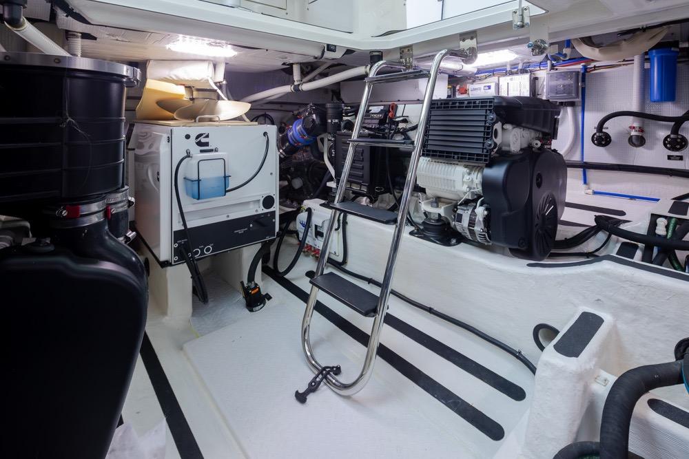 2020 Sabre 45 Salon Express #TBBA45041 inventory image at Sun Country Yachts, South Lake Union (Seattle)