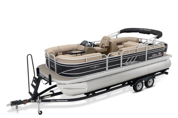 2021 Sun Tracker boat for sale, model of the boat is PARTY BARGE® 22 RF XP3 & Image # 1 of 33