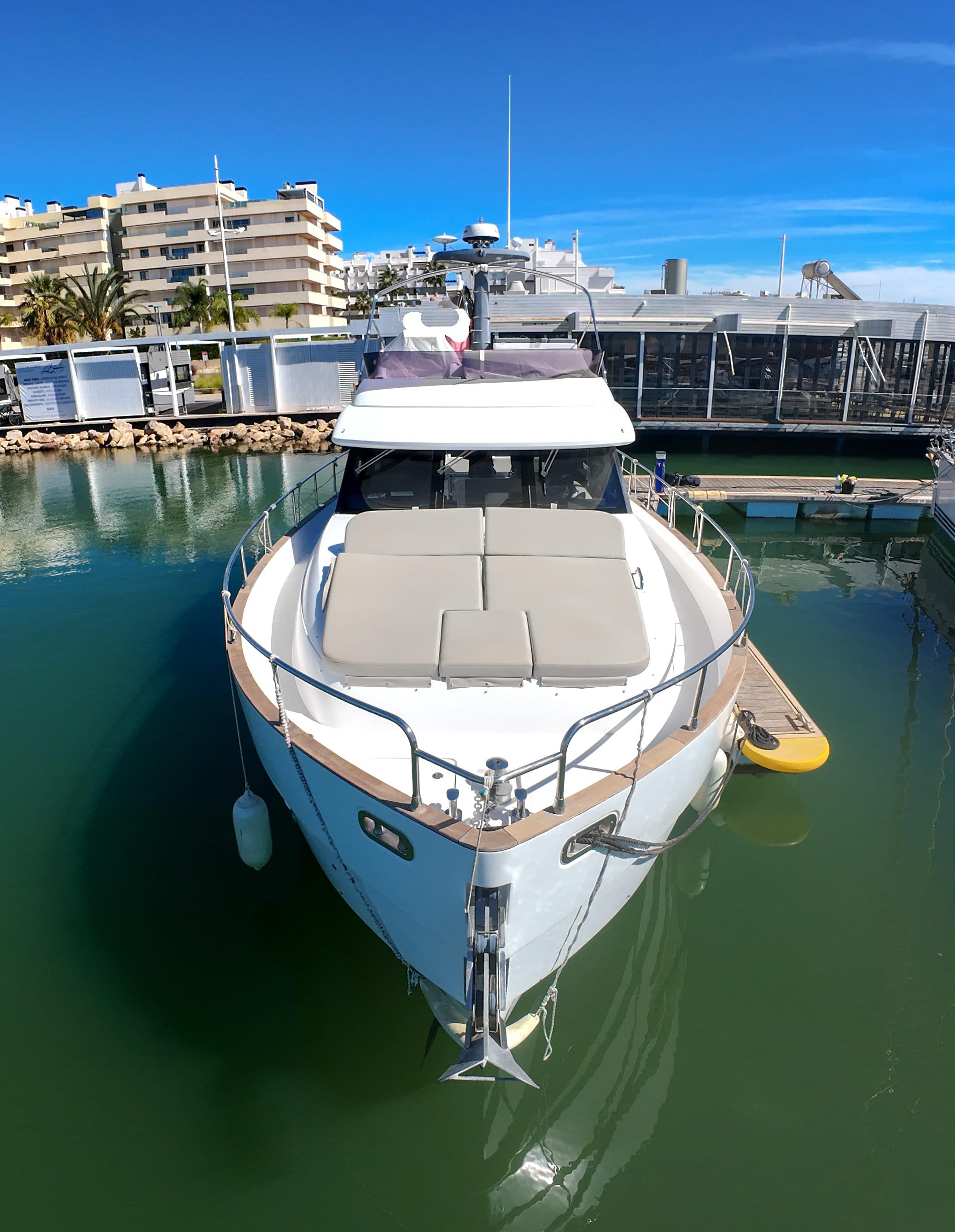 2020 Azimut Magellano 43  Yacht For Sale in Vilamoura 