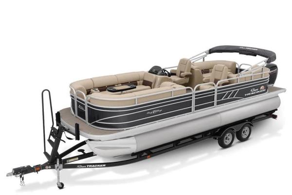 2021 Sun Tracker boat for sale, model of the boat is PARTY BARGE® 24 DLX & Image # 1 of 30