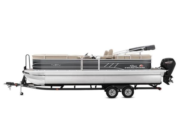 2021 Sun Tracker boat for sale, model of the boat is PARTY BARGE® 24 DLX & Image # 3 of 30