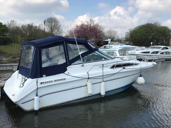 1993 Sea Ray 270 Sundancer