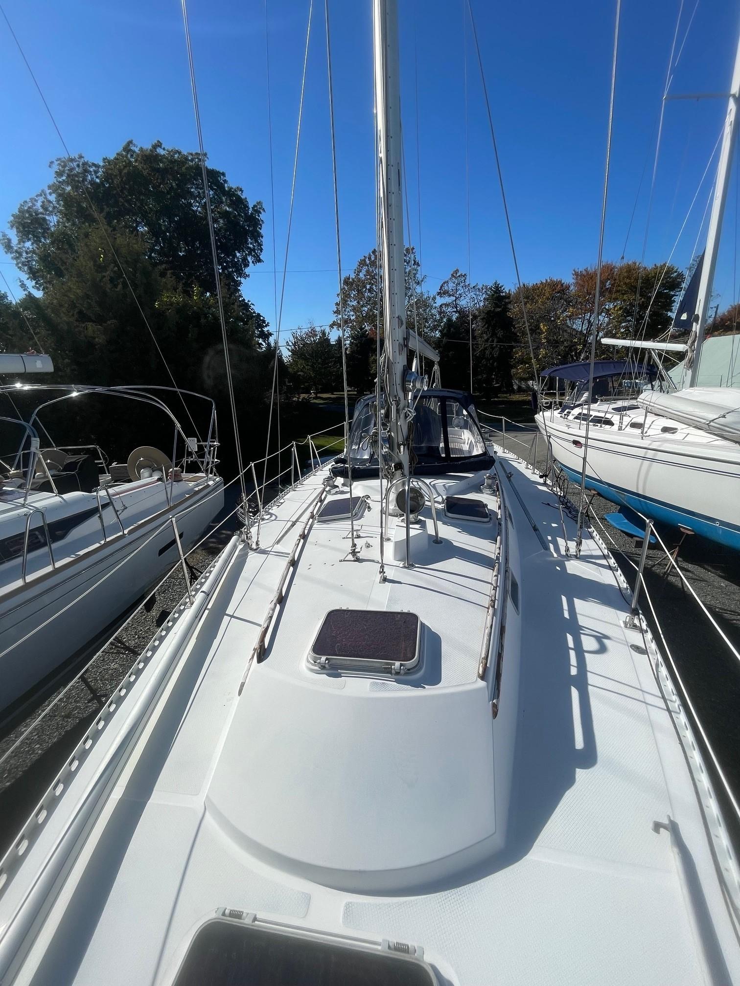 Newport RI Yacht Brokerage