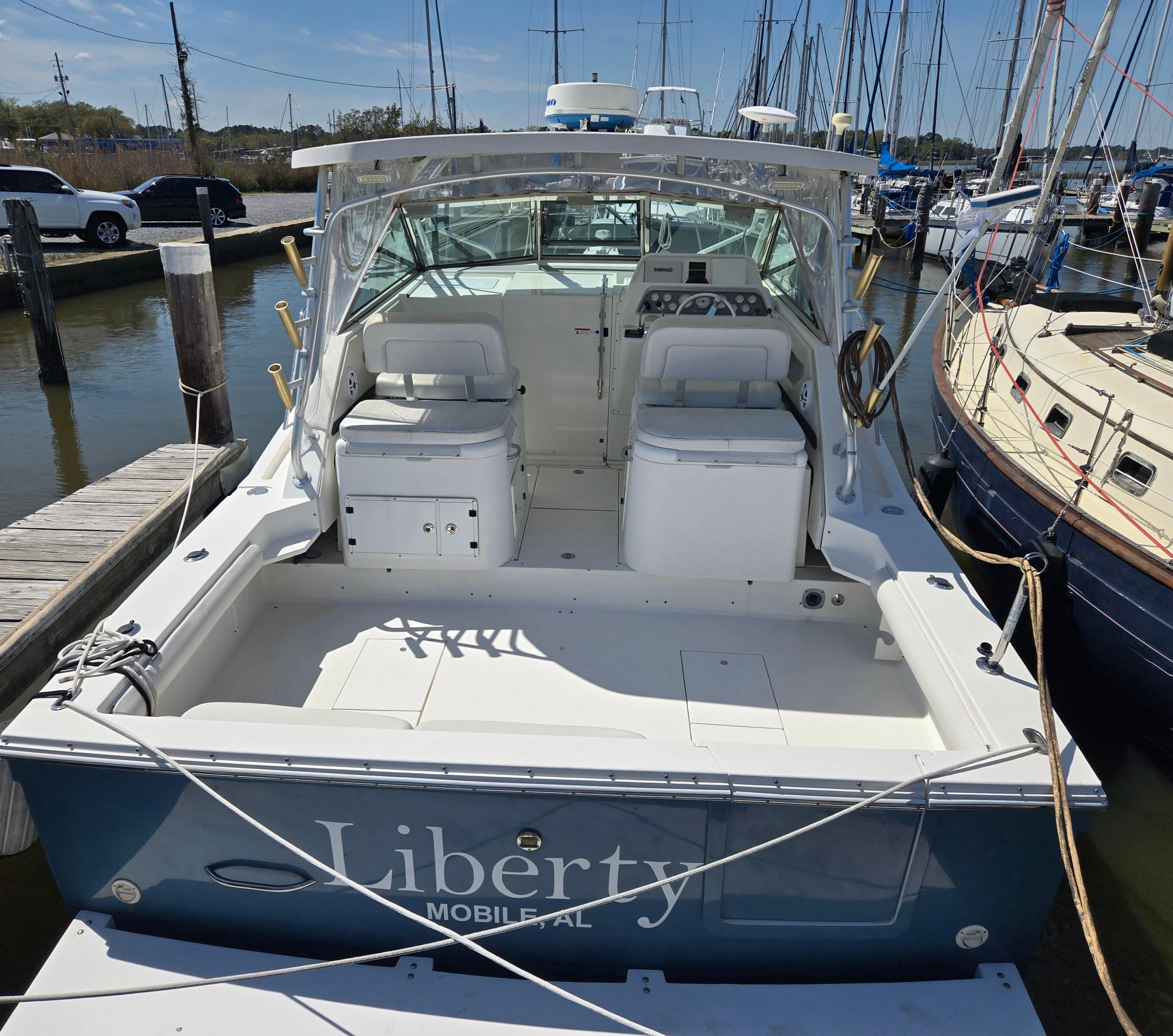 2004-wellcraft-330-coastal-power-9718164-20250326121210783-1_XLARGE