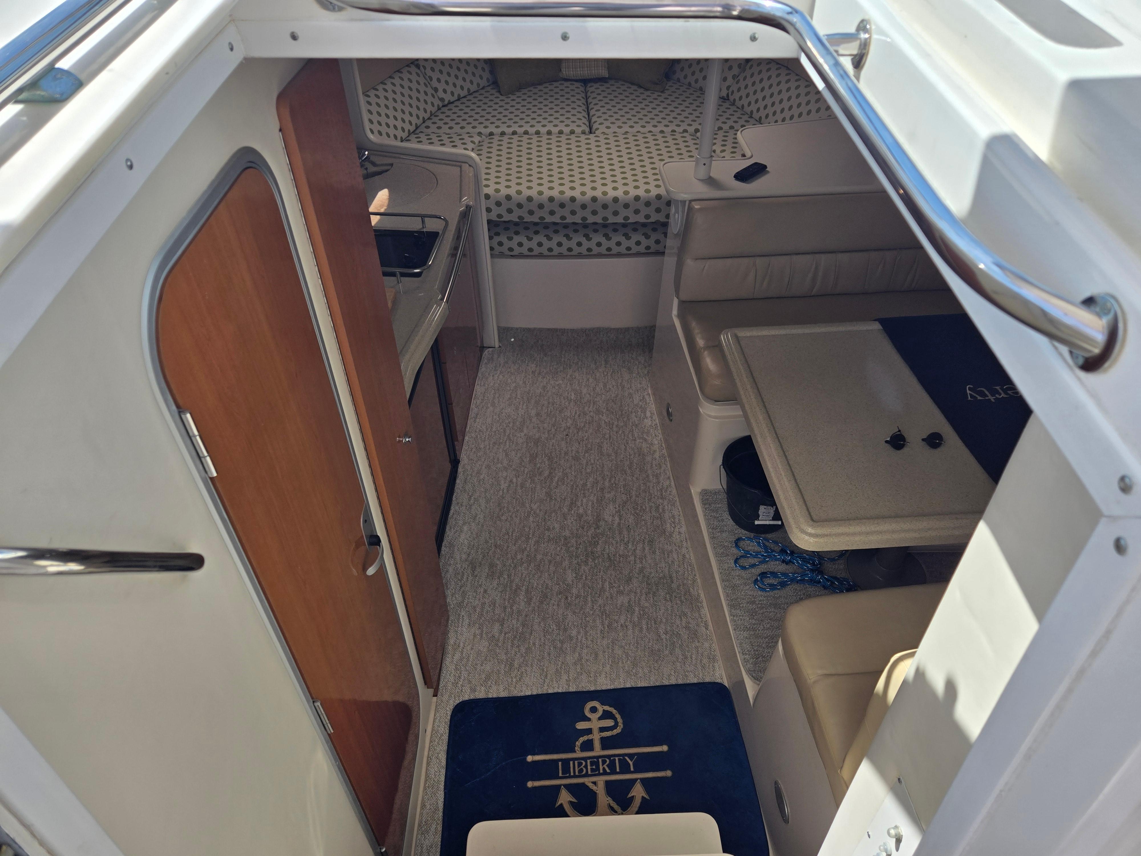 2004-wellcraft-330-coastal-power-9718164-20250326121235933-1_XLARGE