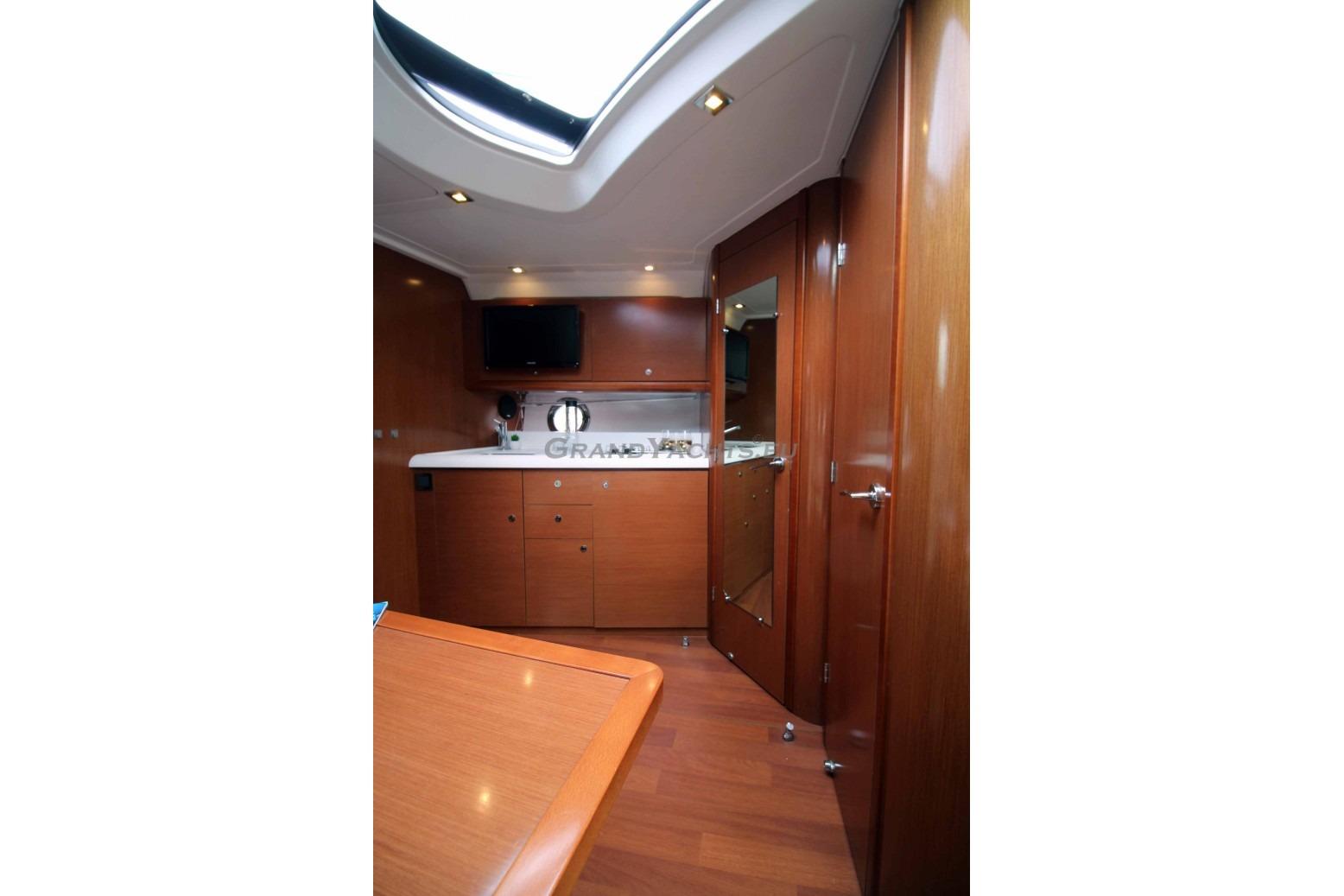 2011 Beneteau Gran Turismo 38 large 30