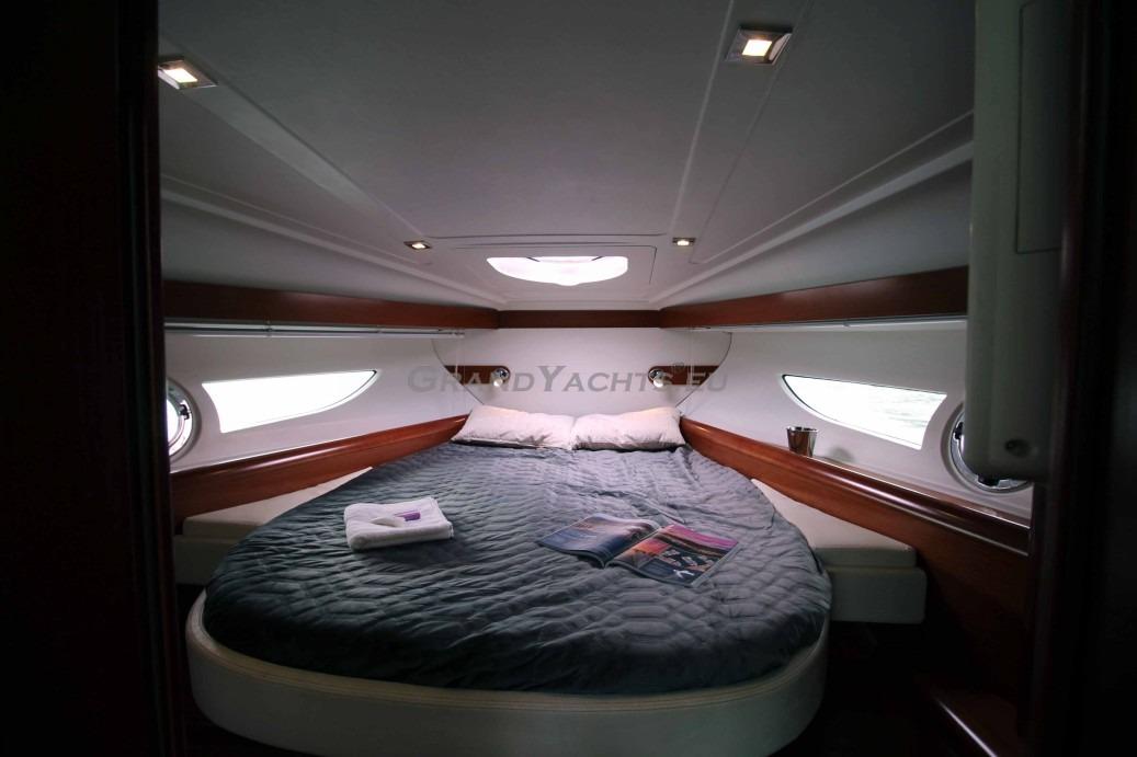 2011 Beneteau Gran Turismo 38 large 35