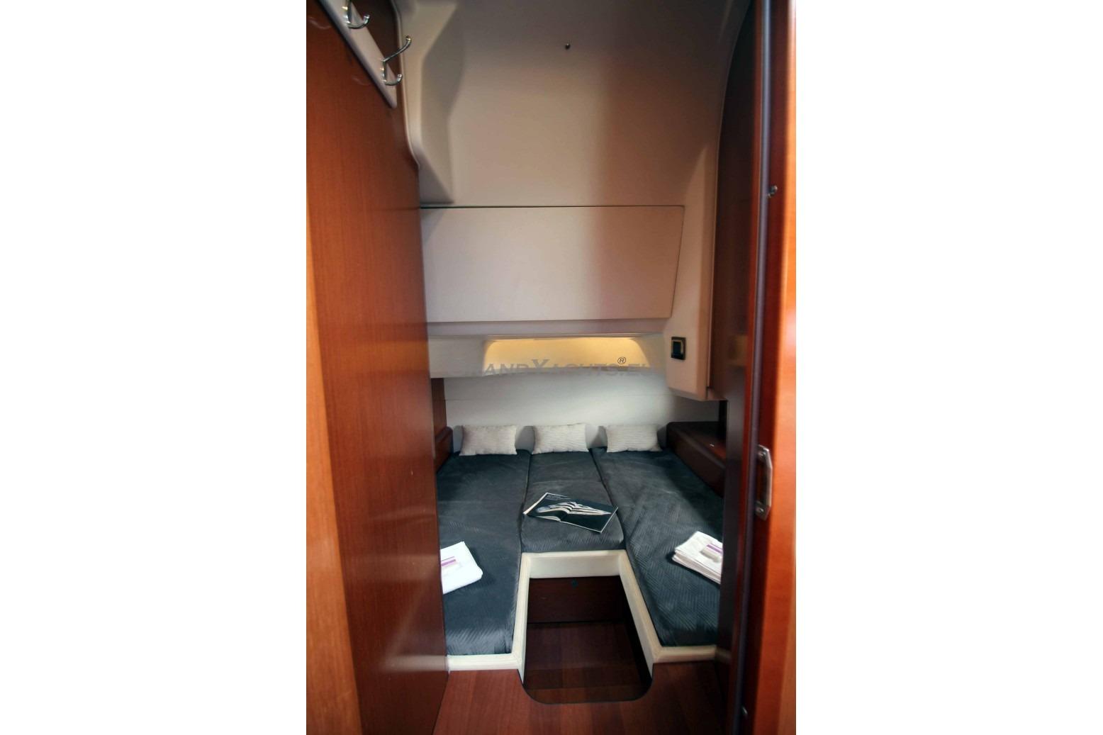 2011 Beneteau Gran Turismo 38 large 39