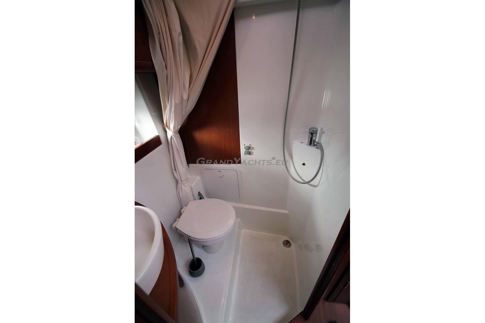 2011 Beneteau Gran Turismo 38 large 51